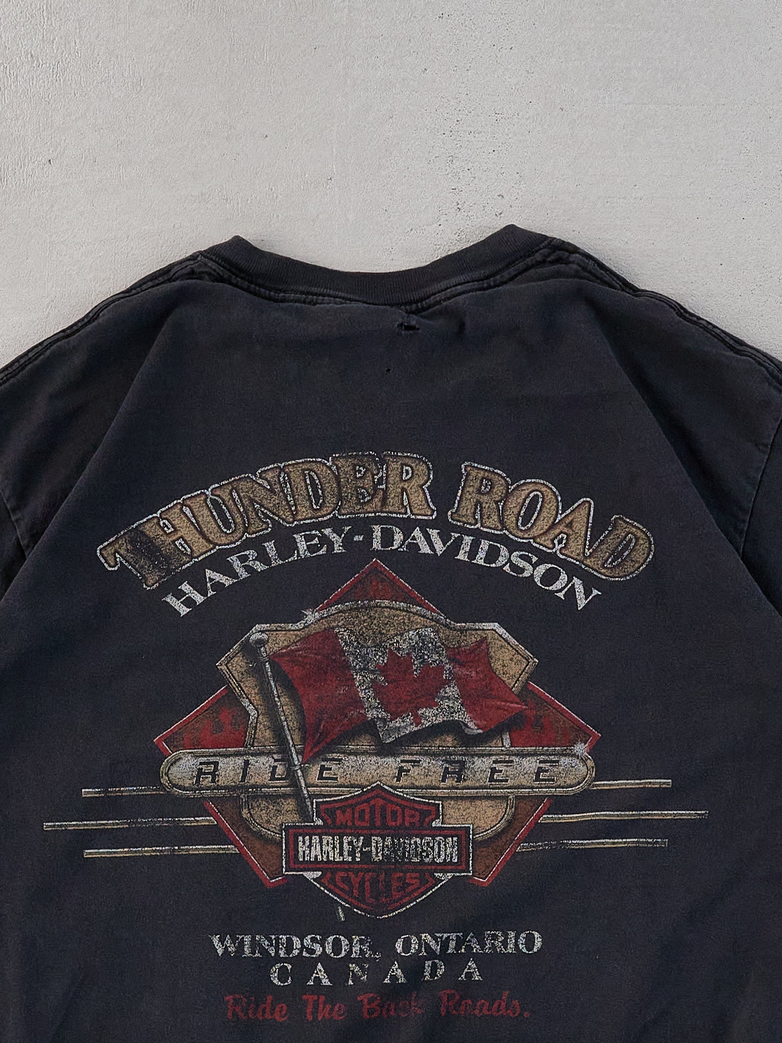 Vintage 90s Black Harley Davidson Windsor Ontario Graphic Tee (M)