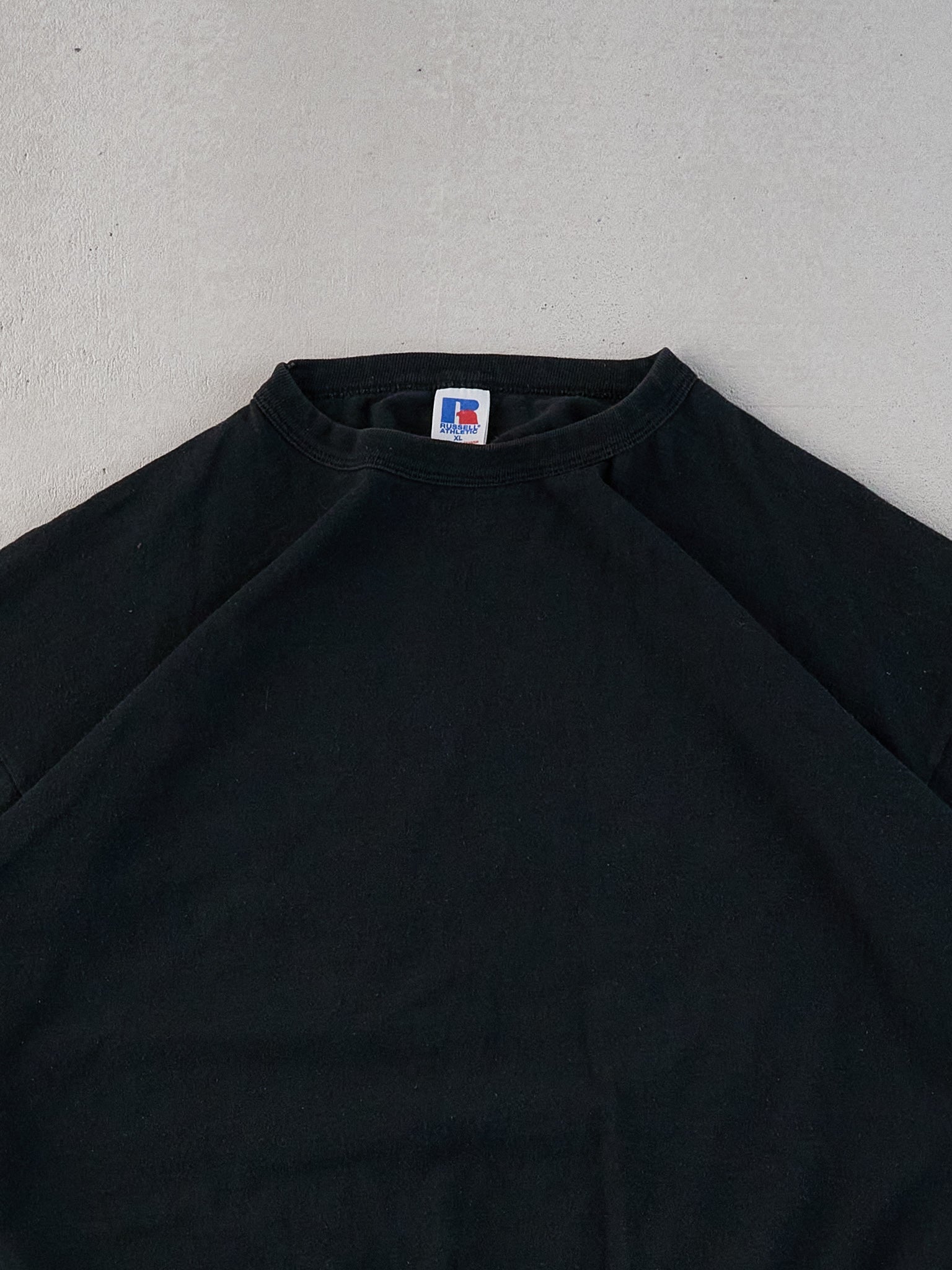 Vintage 90s Black Russell Athletics Blank Tee (L)