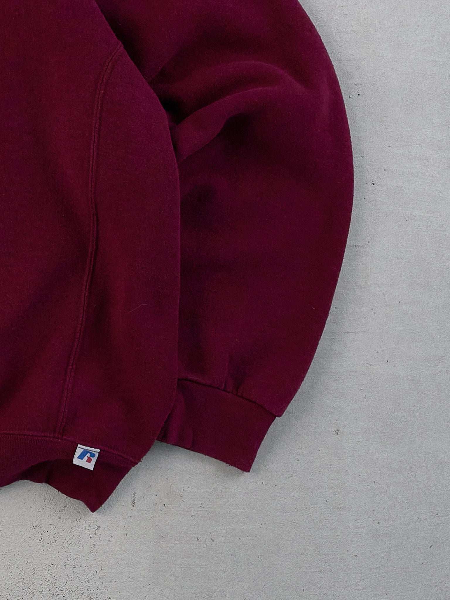 Vintage Y2K Maroon Russell Athletics Blank Crewneck (L)