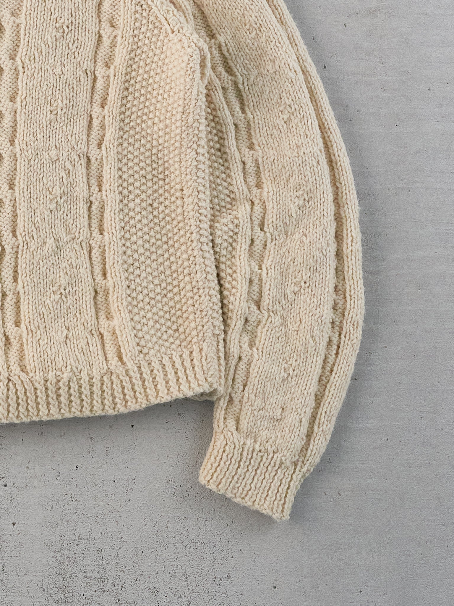 Vintage 80s Cream Knit Patterned Turtleneck (XS)