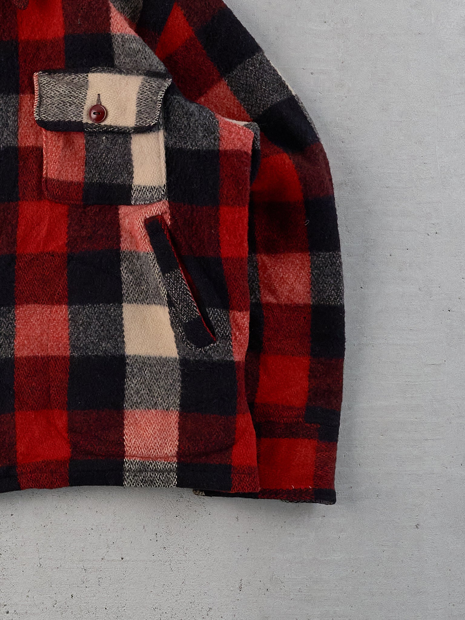 Vintage 90s Red, Black and White Woolrich Plaid Collared Zip Up (M)