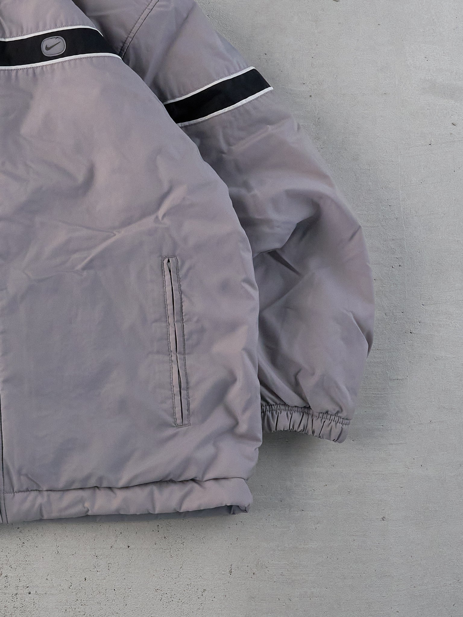 Vintage Y2K Grey and Black Nike Hooded Reversible Puffer Jacket (L)