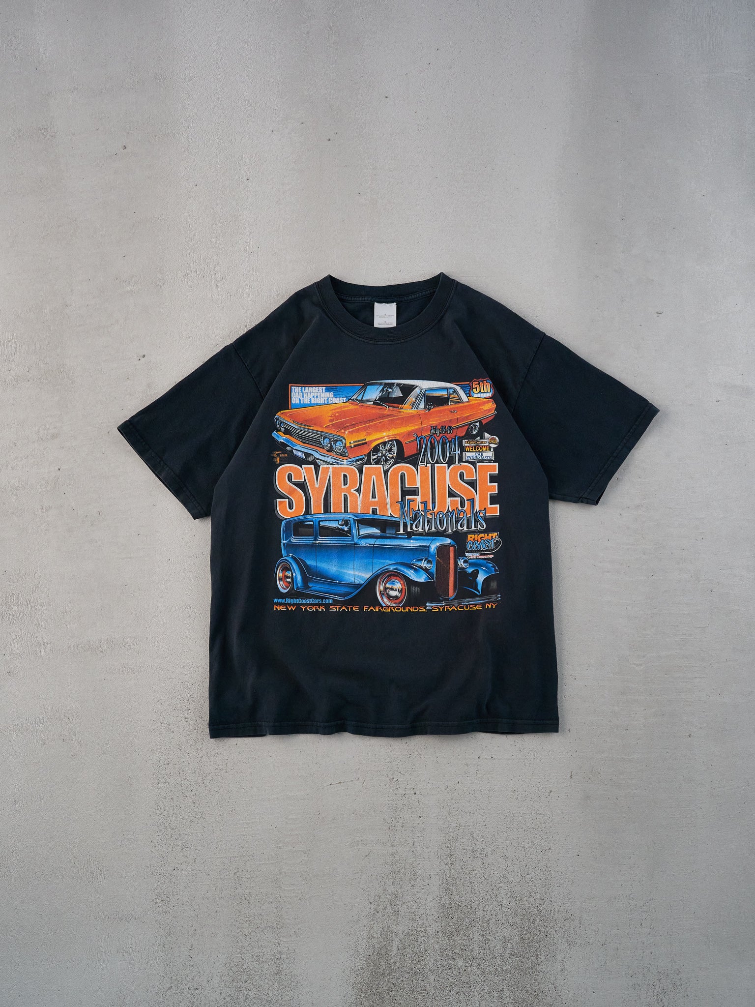 Vintage 04' Black Syracuse Nationals Car Graphic Tee (M)
