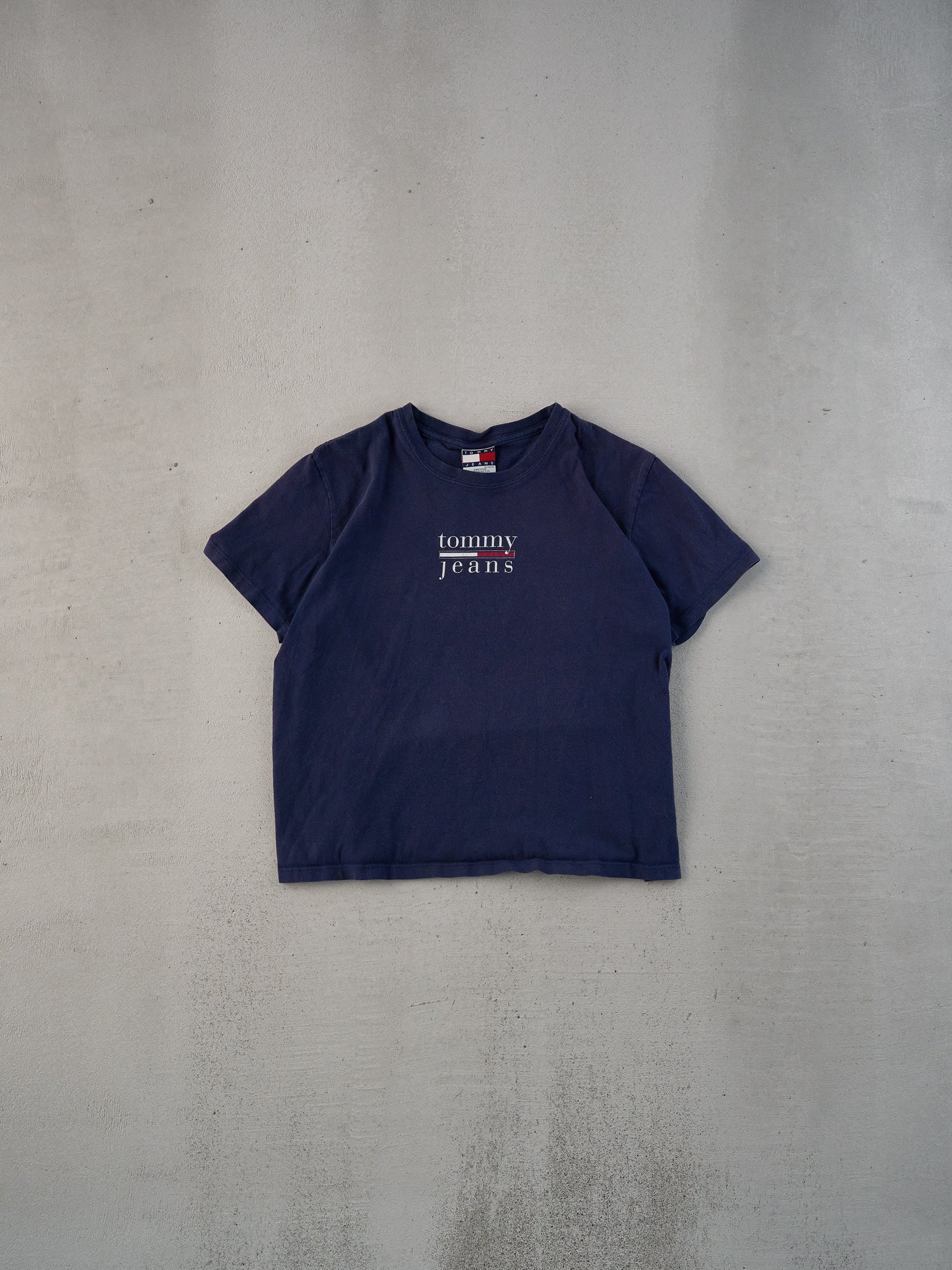 Vintage 90s Navy Blue Tommy Jeans Graphic Tee (M)