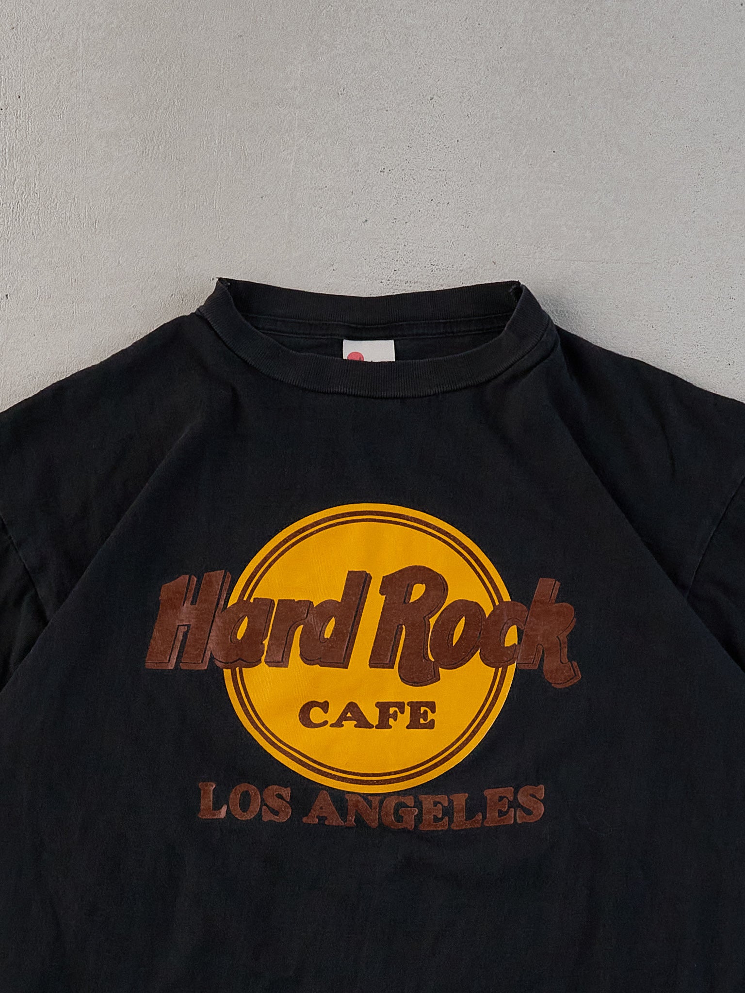 Vintage 80s Black Single Stitched Hardrock Cafe Los Angeles Graphic Tee (M)