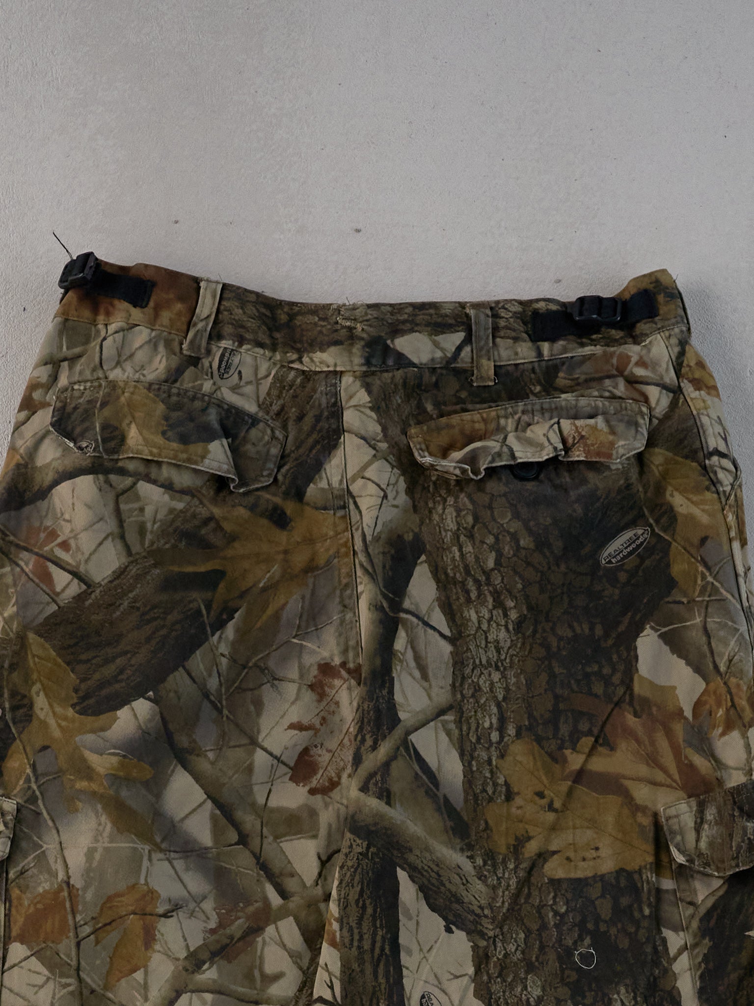 Vintage Y2k Green Realtree Camo Cargo Pants (31x30)
