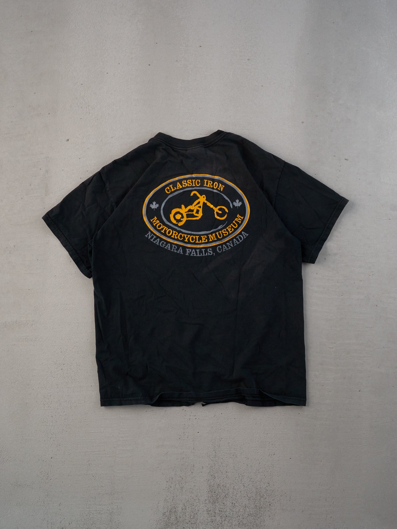 Vintage Black Triumph Motorcycle Niagara Falls Graphic Tee (M)