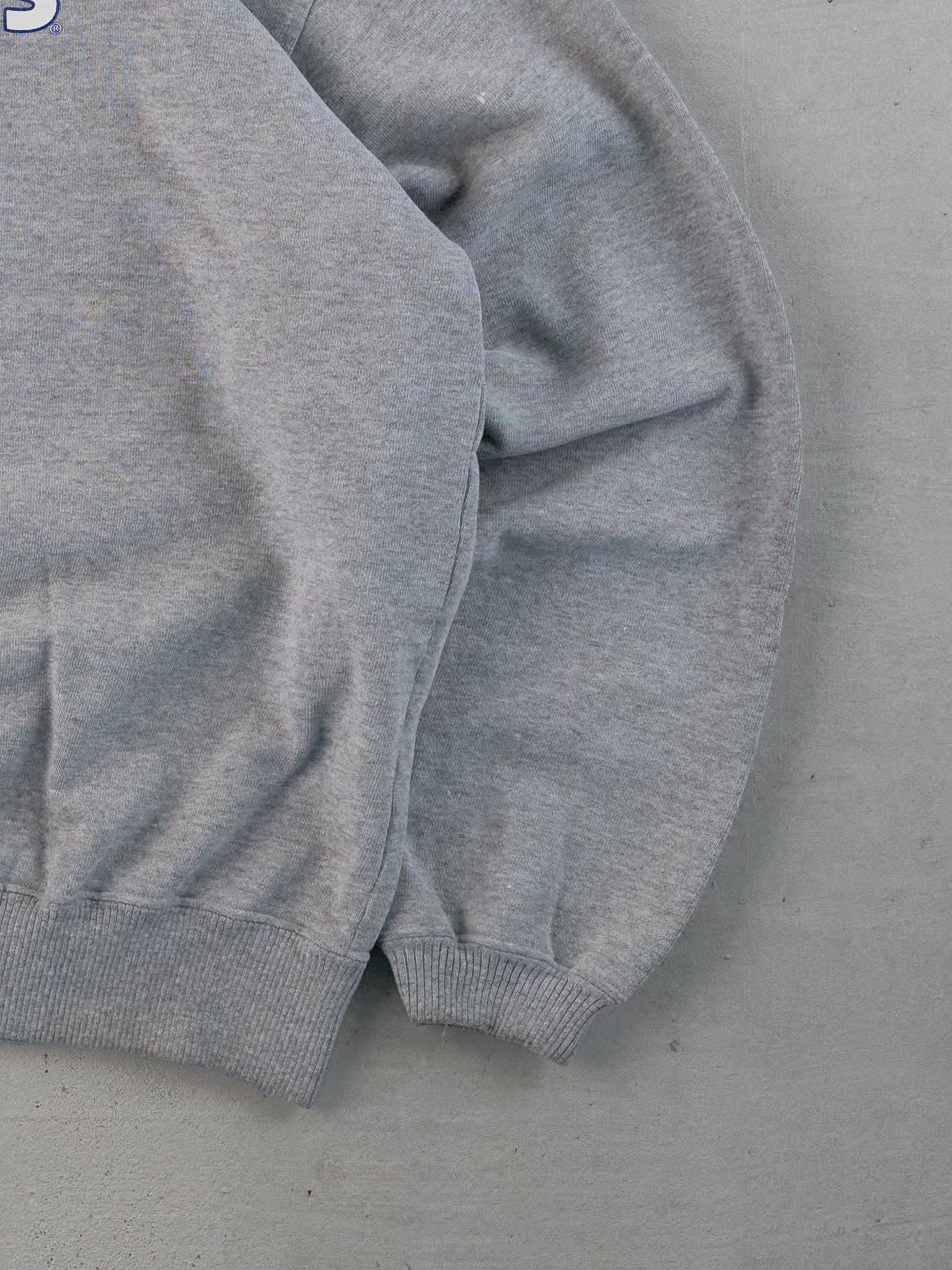 Vintage 90s Grey Toronto Maple Leaf NHL Crewneck (L)