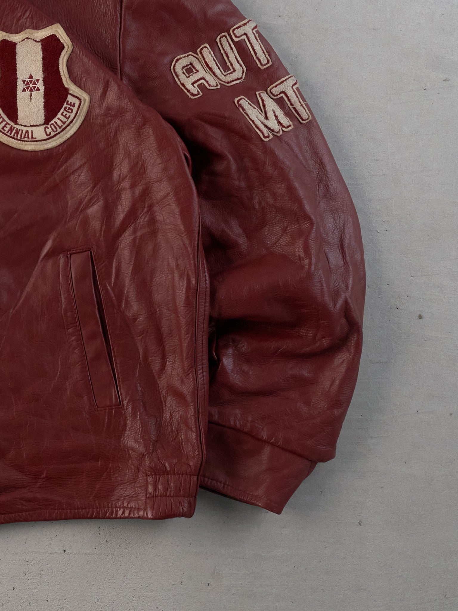 Vintage 85' Maroon Centiennal College Collared Leather Jacket (M)