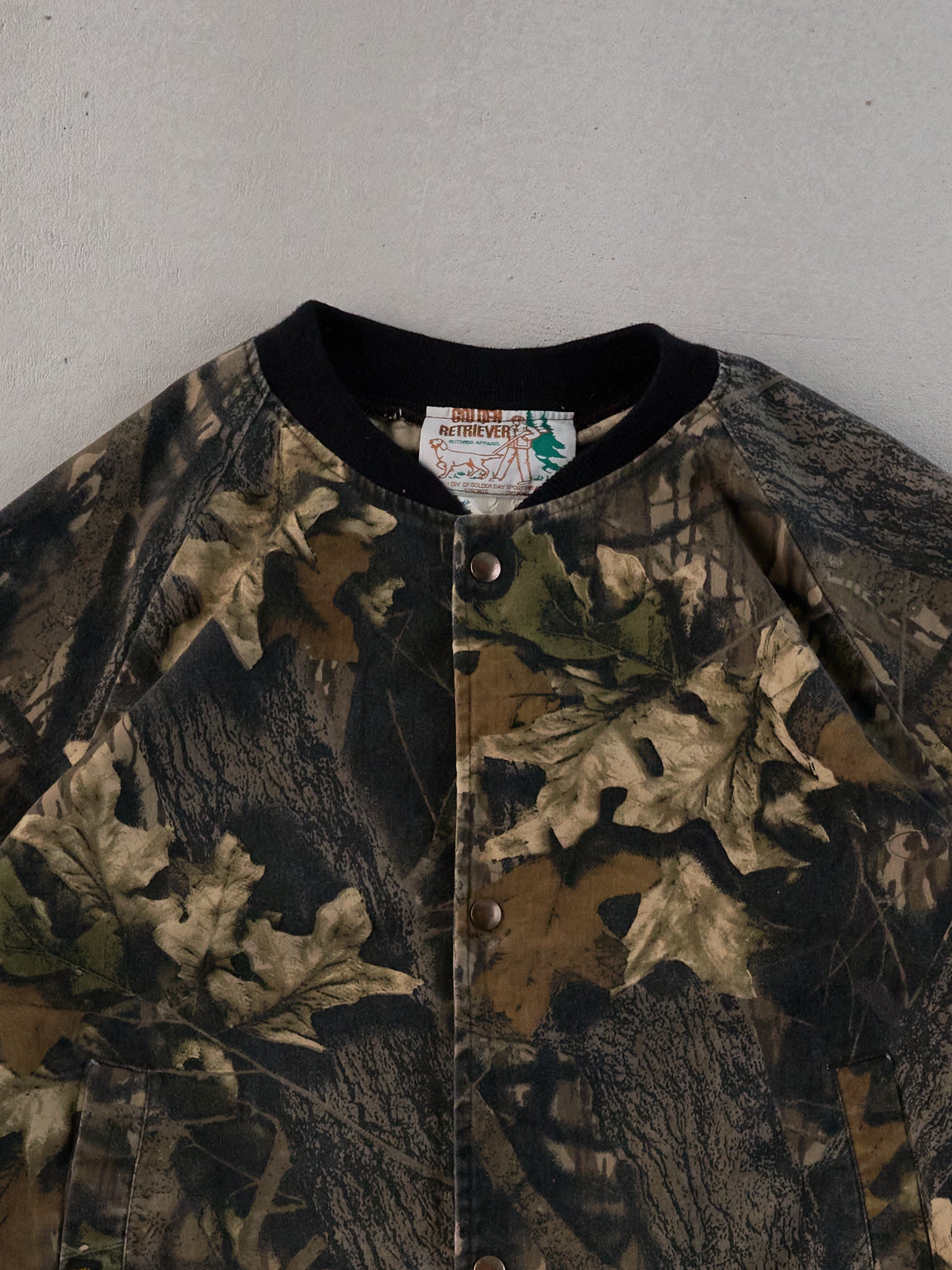 Vintage 90s Green Realtree Camo Light Weight Bomber Jacket (M)