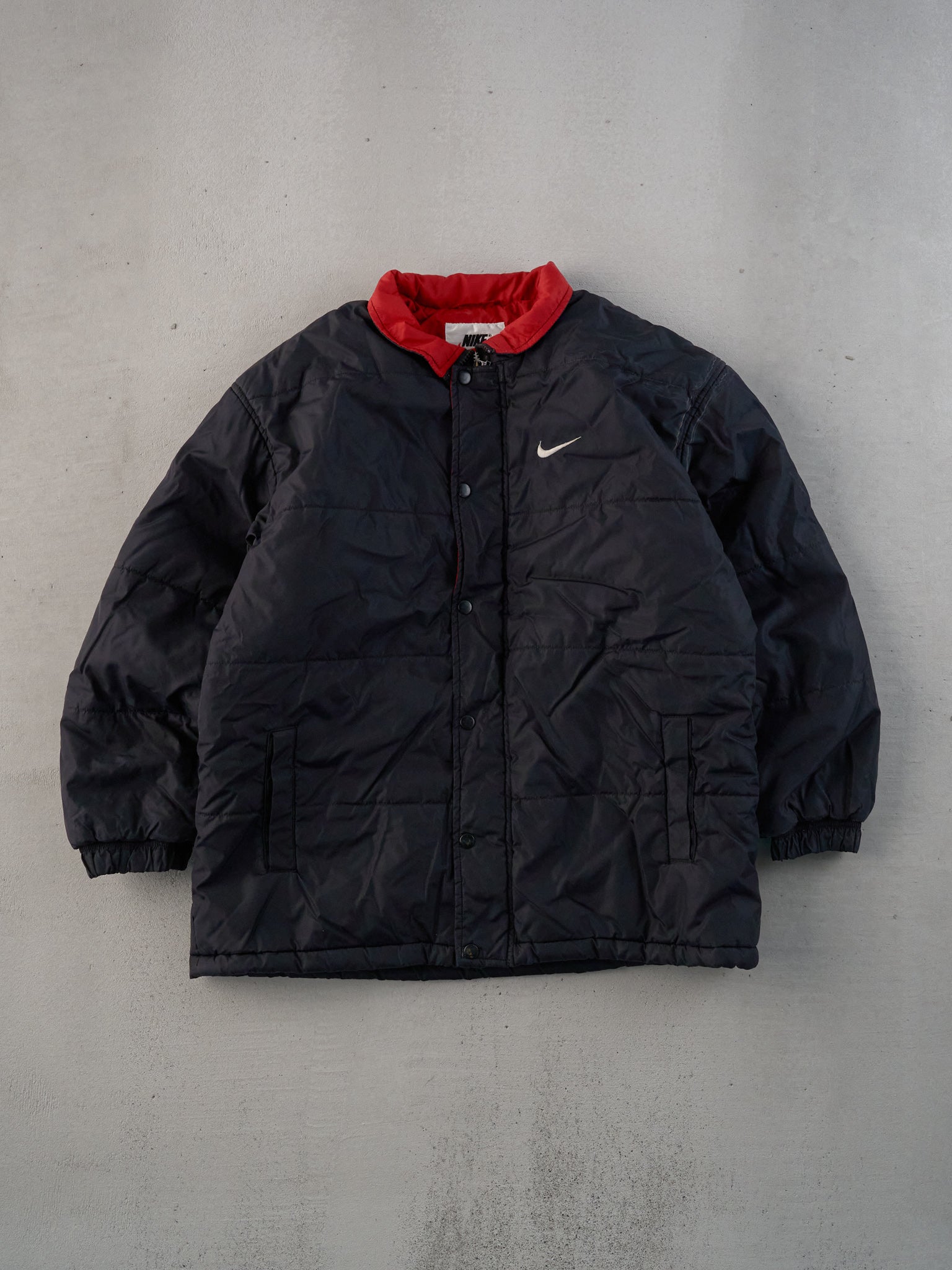 Vintage Y2k Black and Red Nike Puffer Jacket (L)