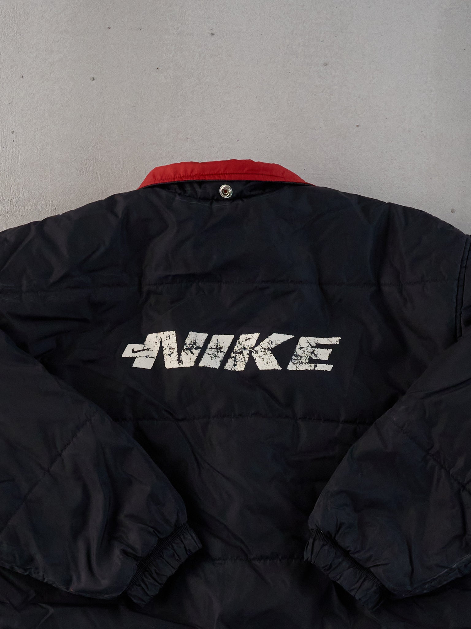 Vintage Y2k Black and Red Nike Puffer Jacket (L)