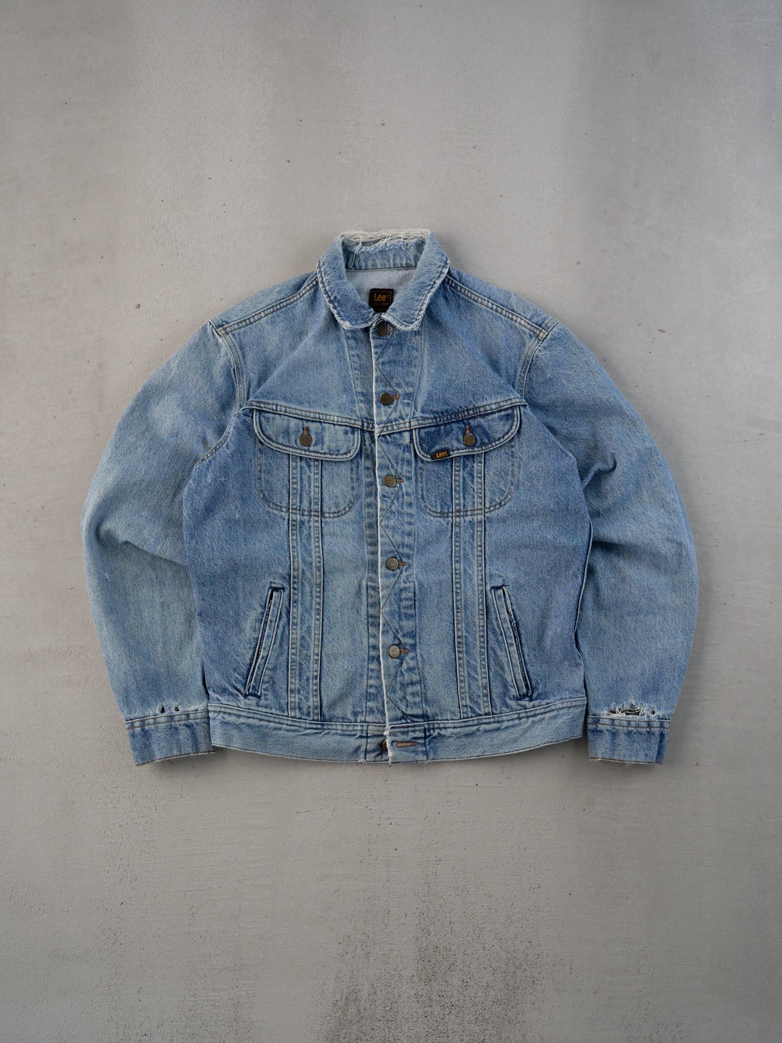 Vintage 80s Light Washed Blue Lee Denim Jacket (M)