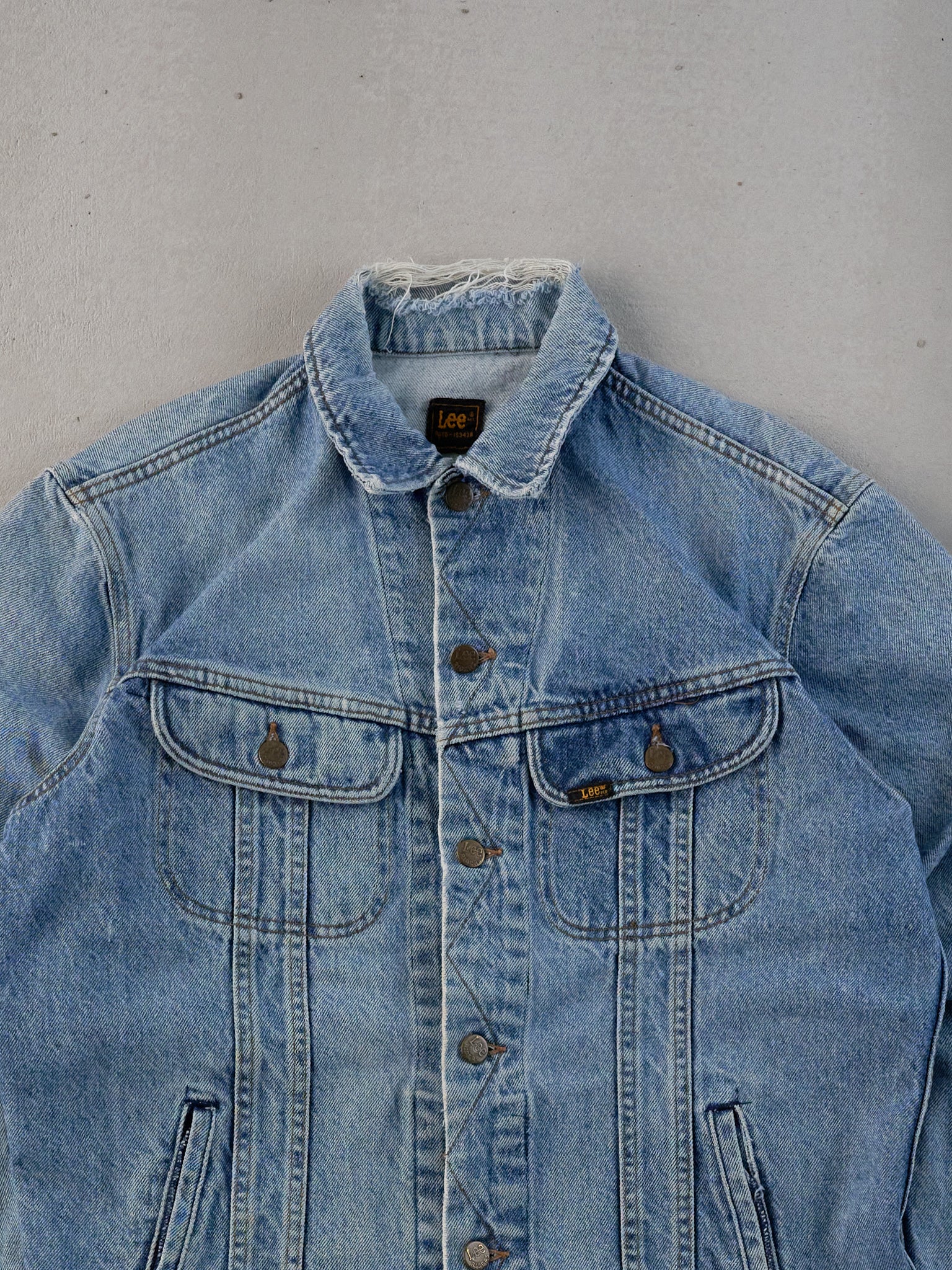 Vintage 80s Light Washed Blue Lee Denim Jacket (M)