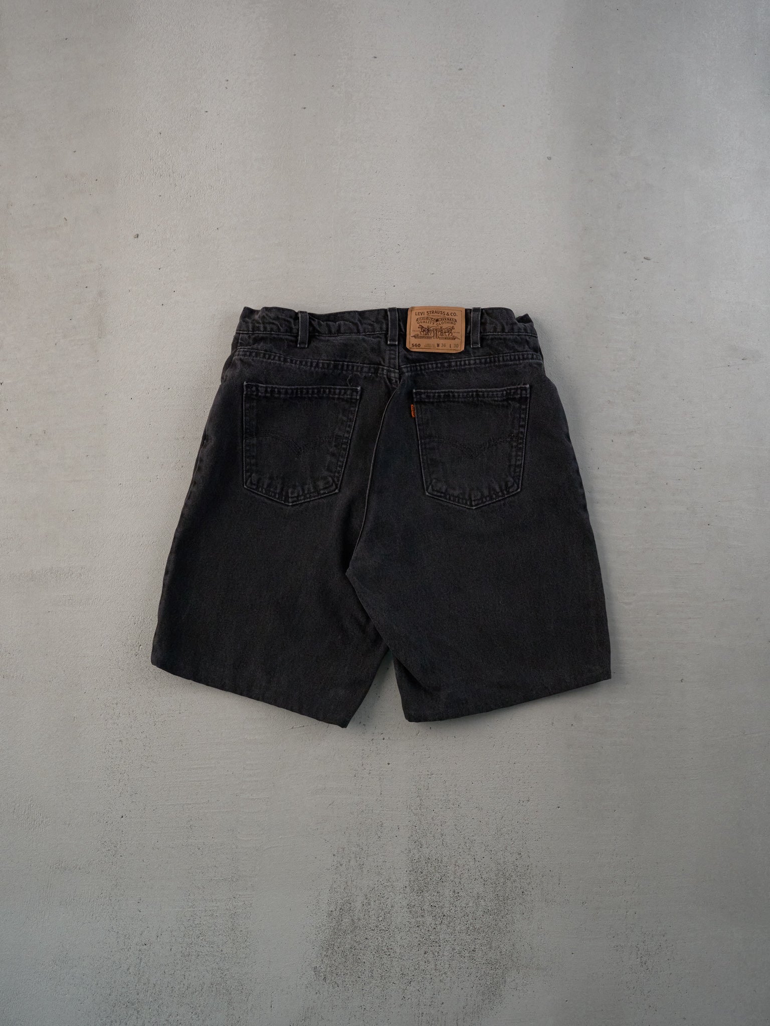 Vintage 70s Black Levi's 560 Denim Shorts (34x9)