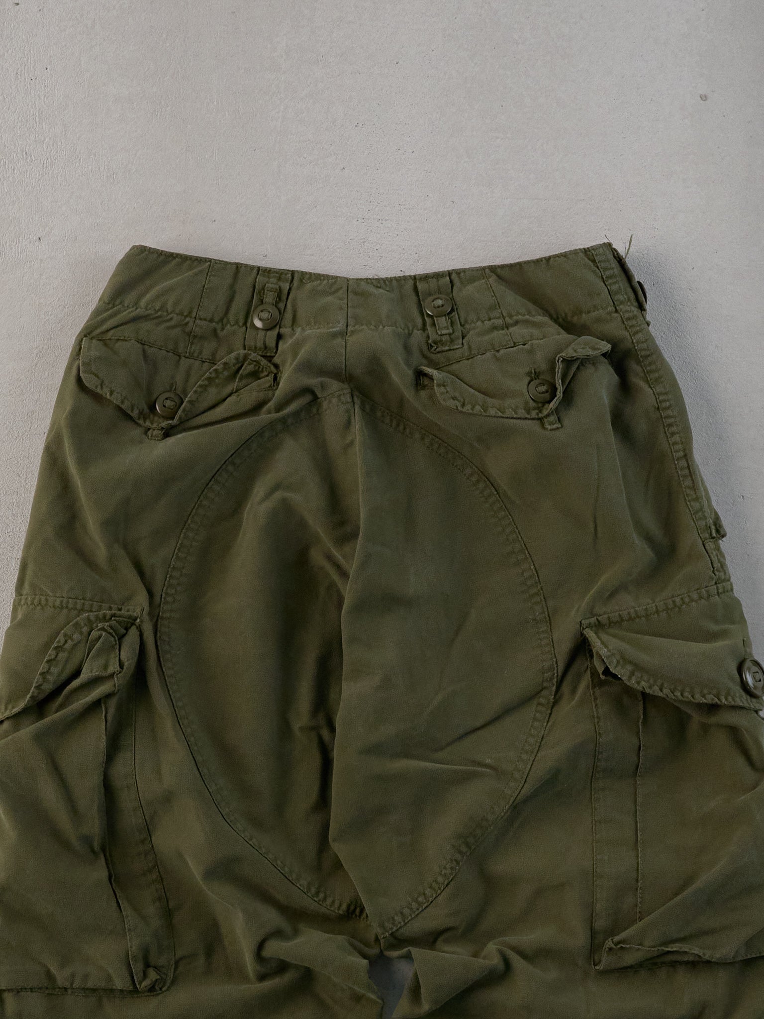 Vintage 90s Green Army Parachute Cargo Pants (30x24)