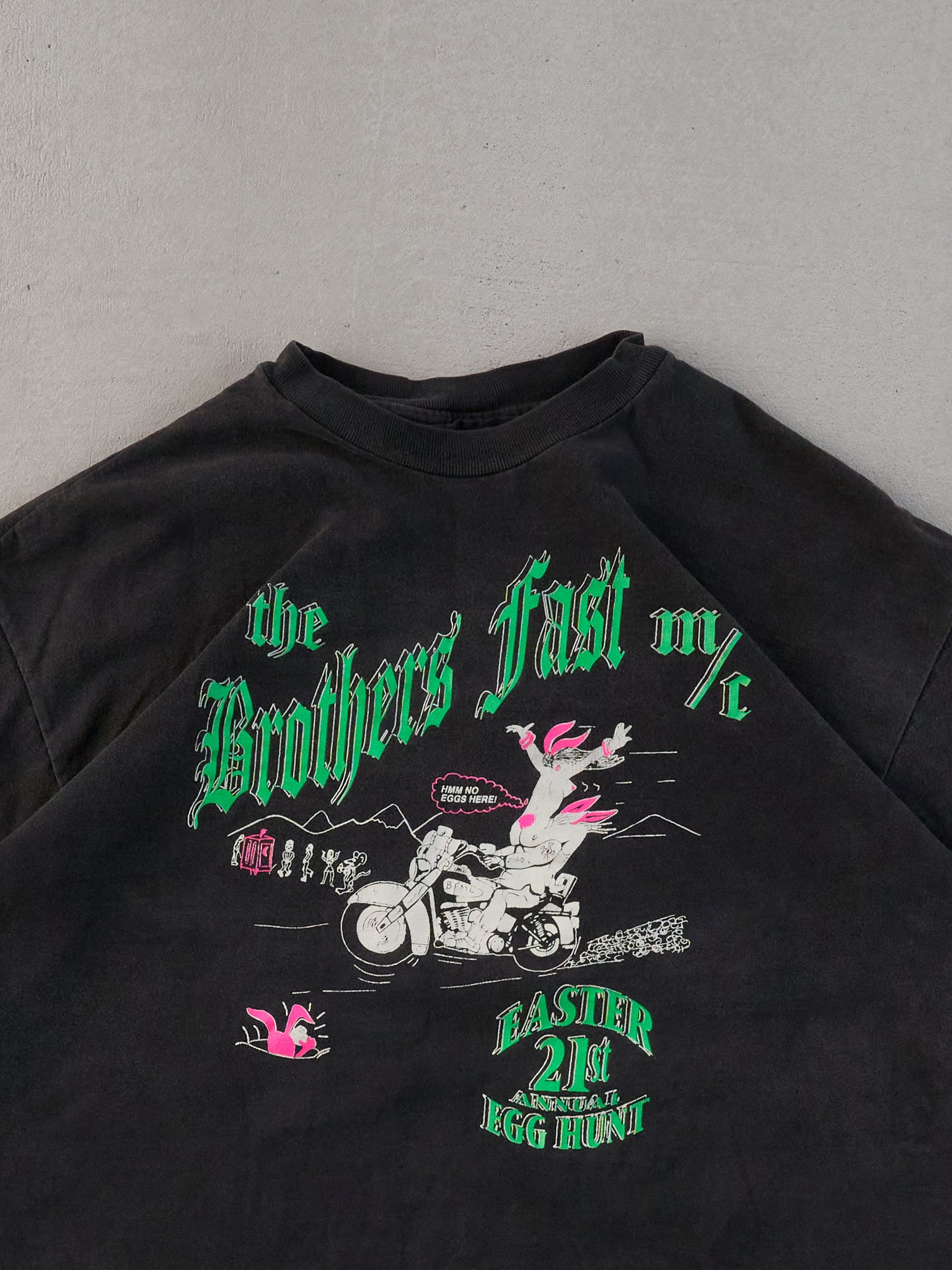 Vintage 90s Washed Black "The Brothers Fast MC" Biker Single Stitch Tee (M)