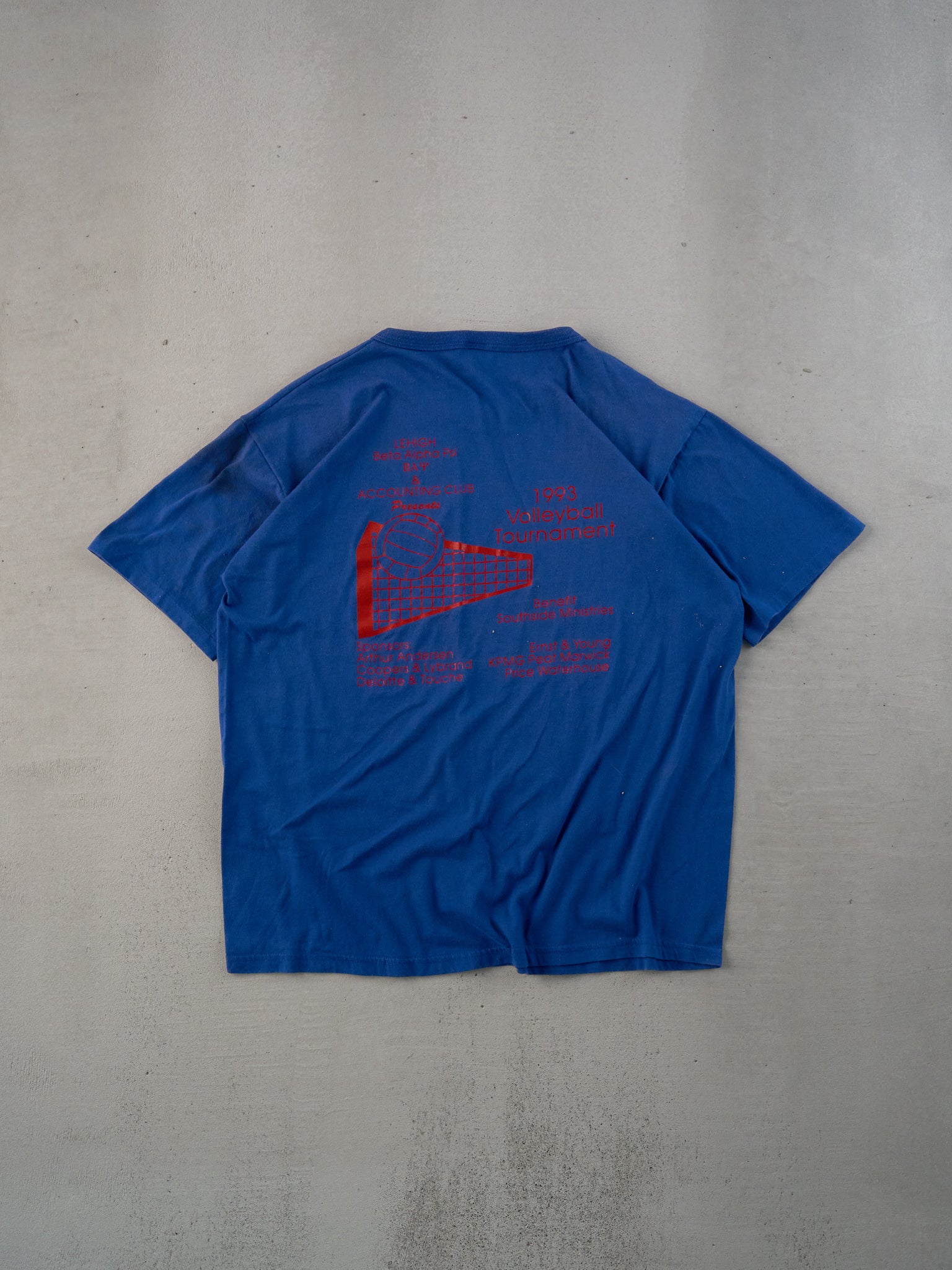 Vintage 93' Blue and Red  Beta alpha Volleyball Single Stitched Tee (L)