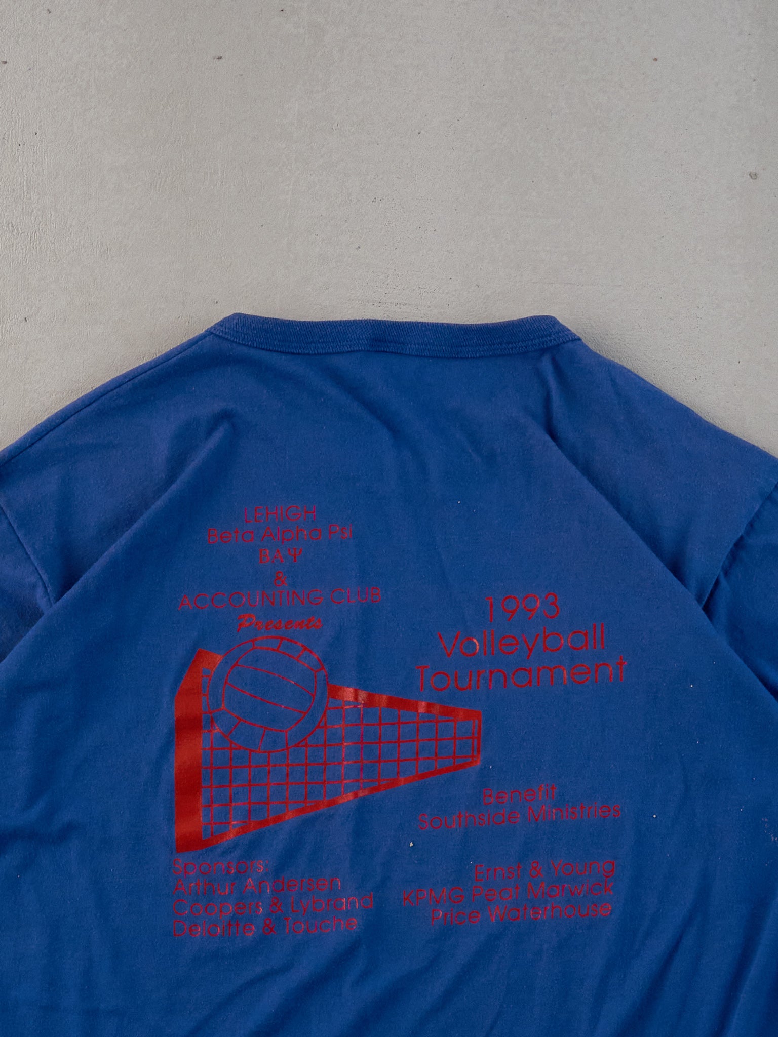 Vintage 93' Blue and Red  Beta alpha Volleyball Single Stitched Tee (L)
