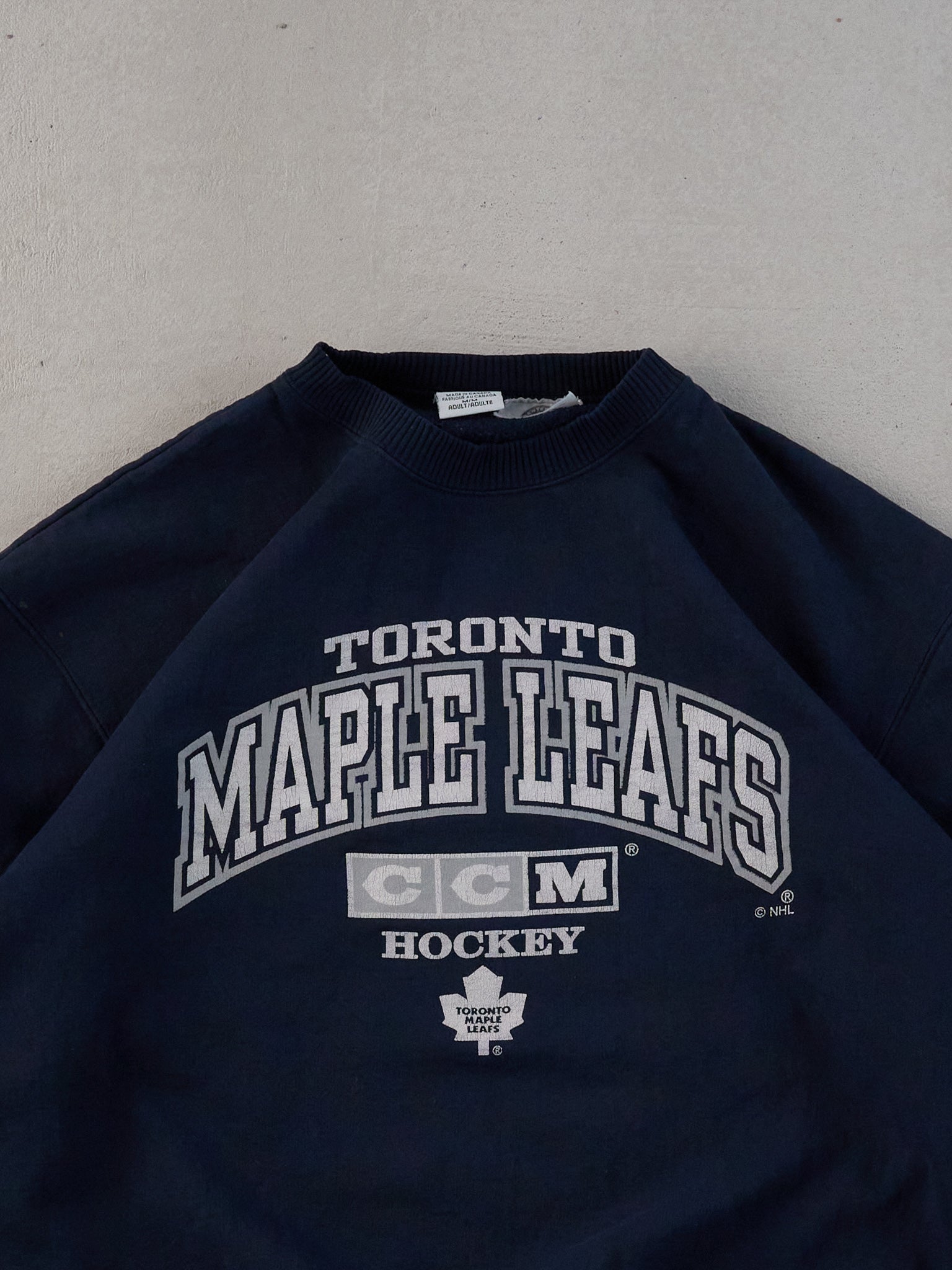 Vintage 90s Navy Blue Toronto Maple Leads CCM NHL Crewneck (M)