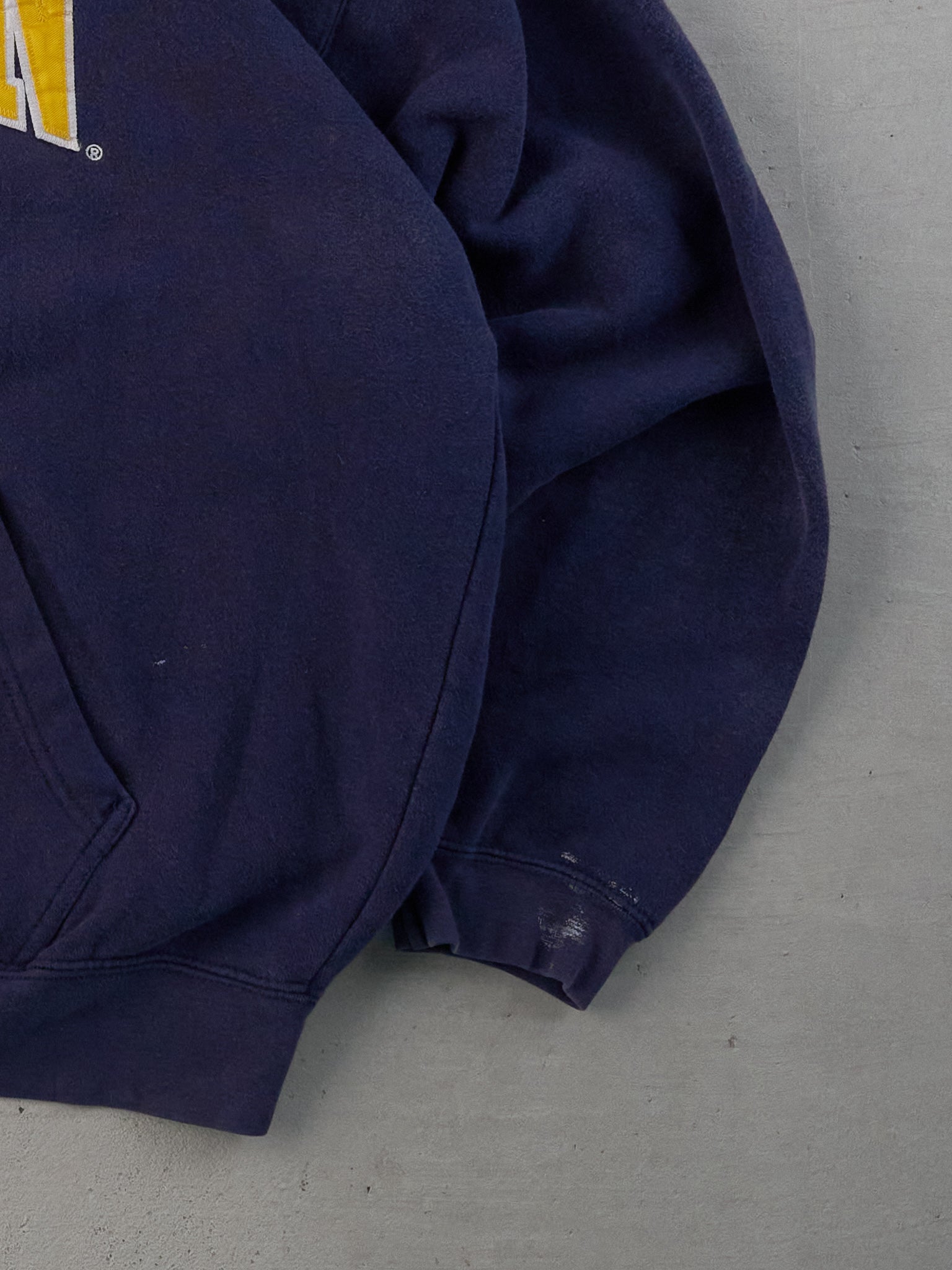 Vintage 90s Navy Blue and Yellow Michigan Hoodie (L)