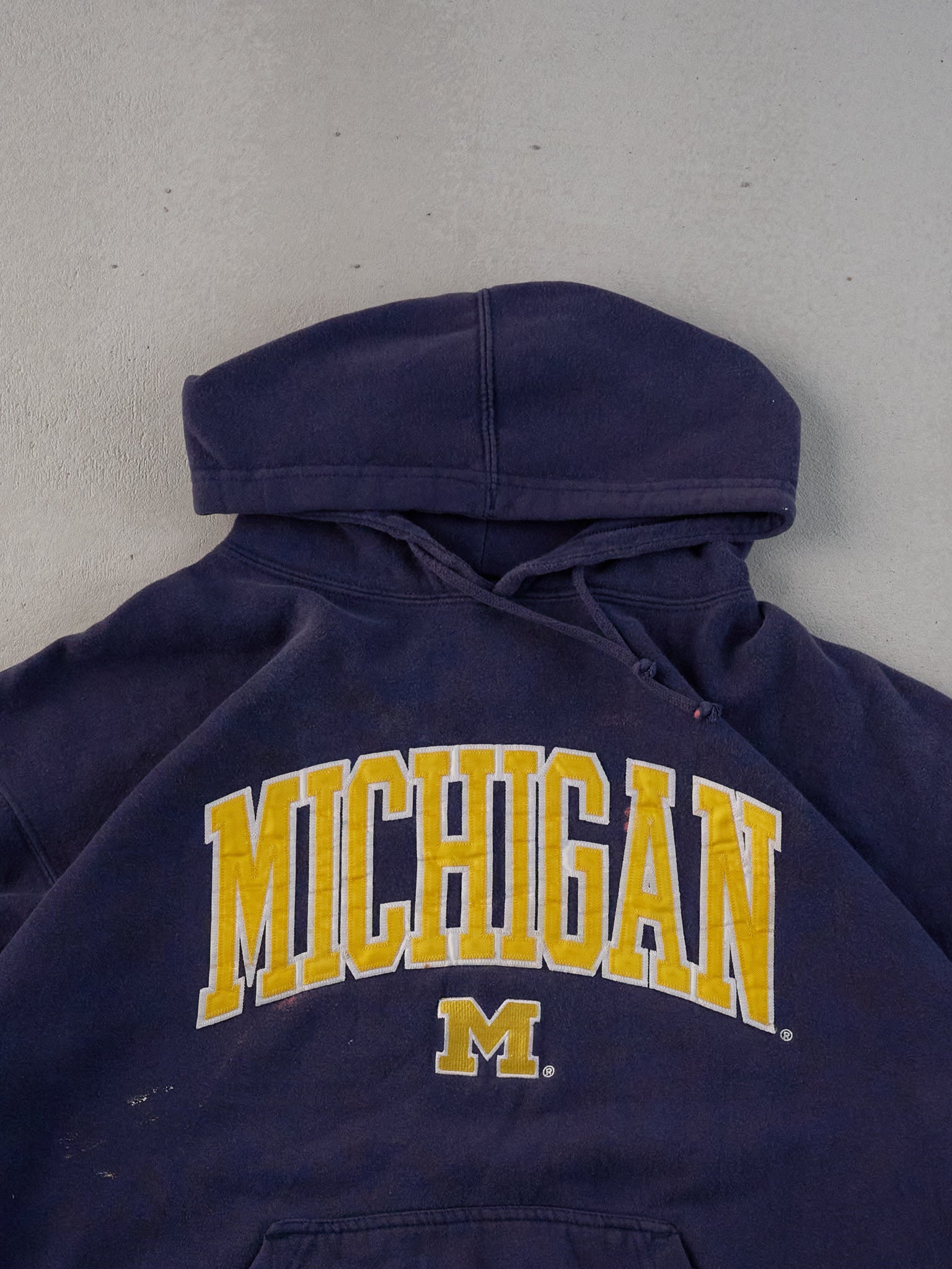 Vintage 90s Navy Blue and Yellow Michigan Hoodie (L)