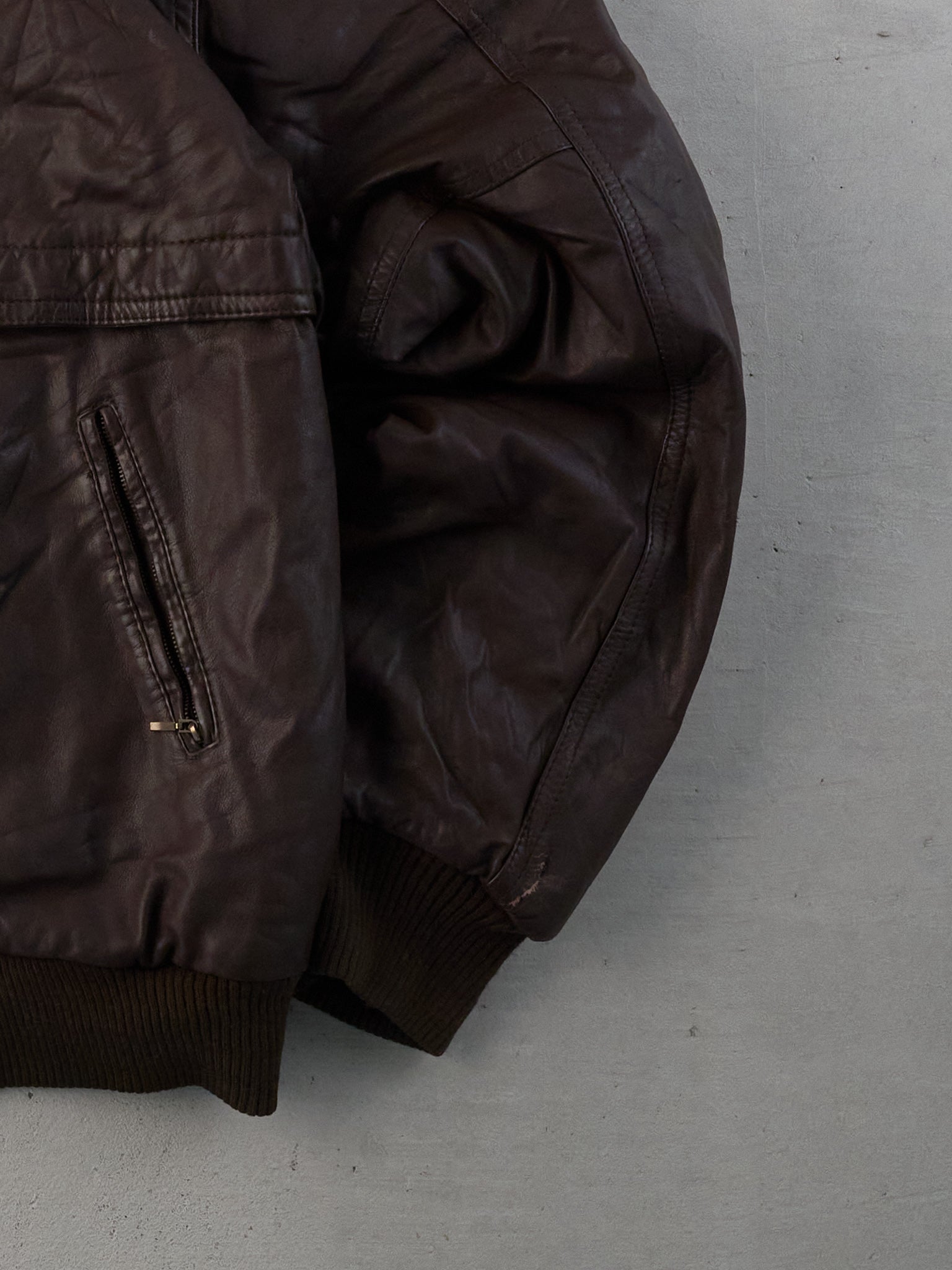 Vintage 80s Dark Brown Member Only Sherpa Collar Leather Jacket (M)
