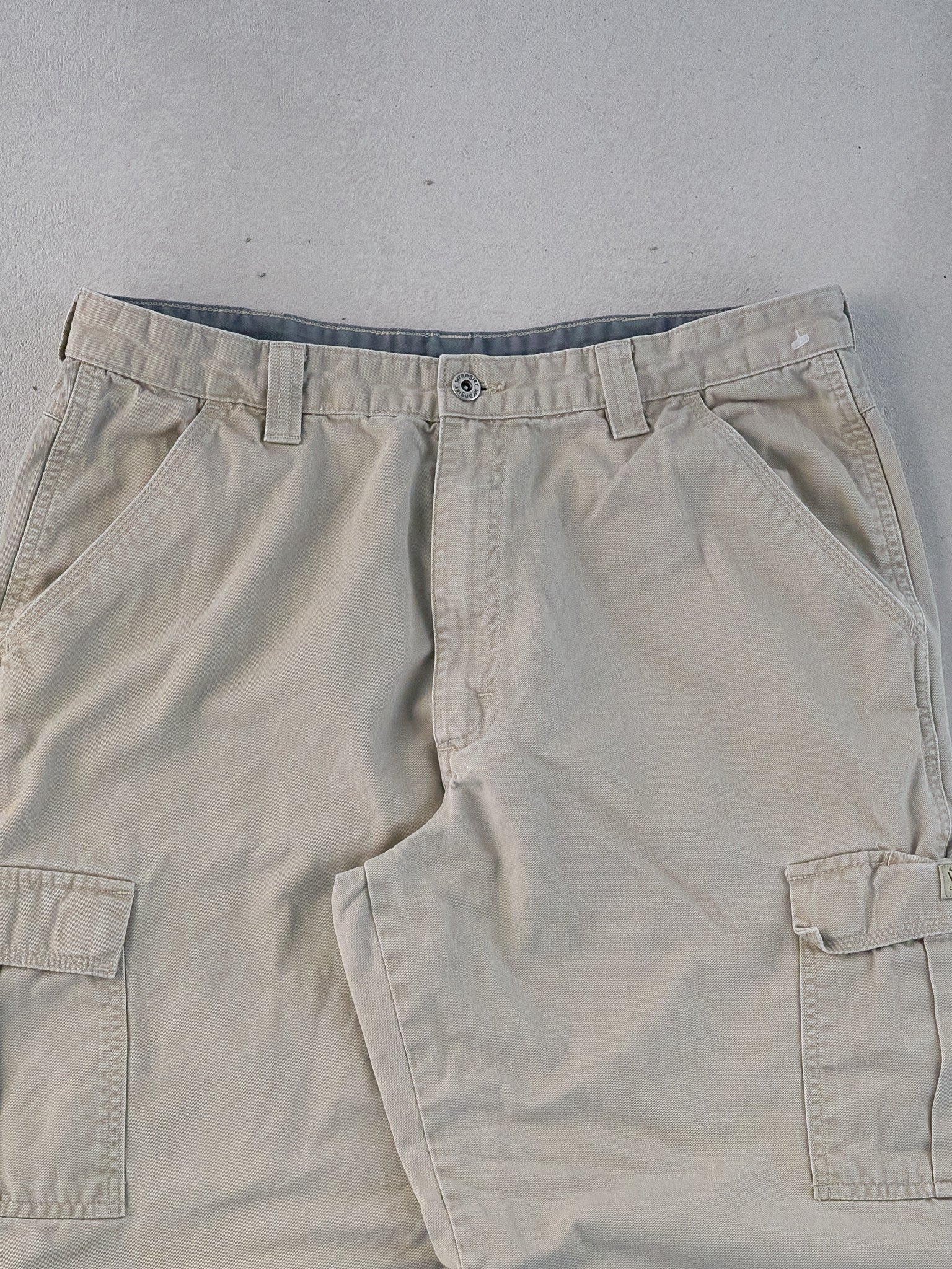 Vintage 90s Beige Wrangler Workwear Cargo Pants (34x30)