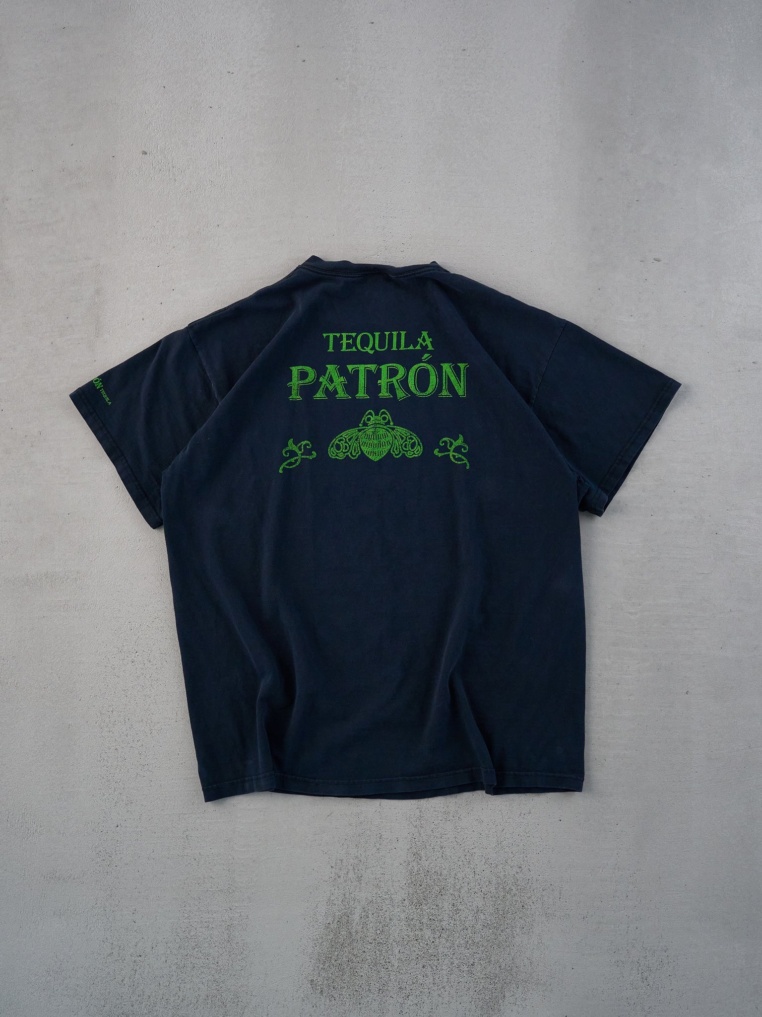 Vintage Y2k Black and Green Tequila Patron Graphic Tee (M)
