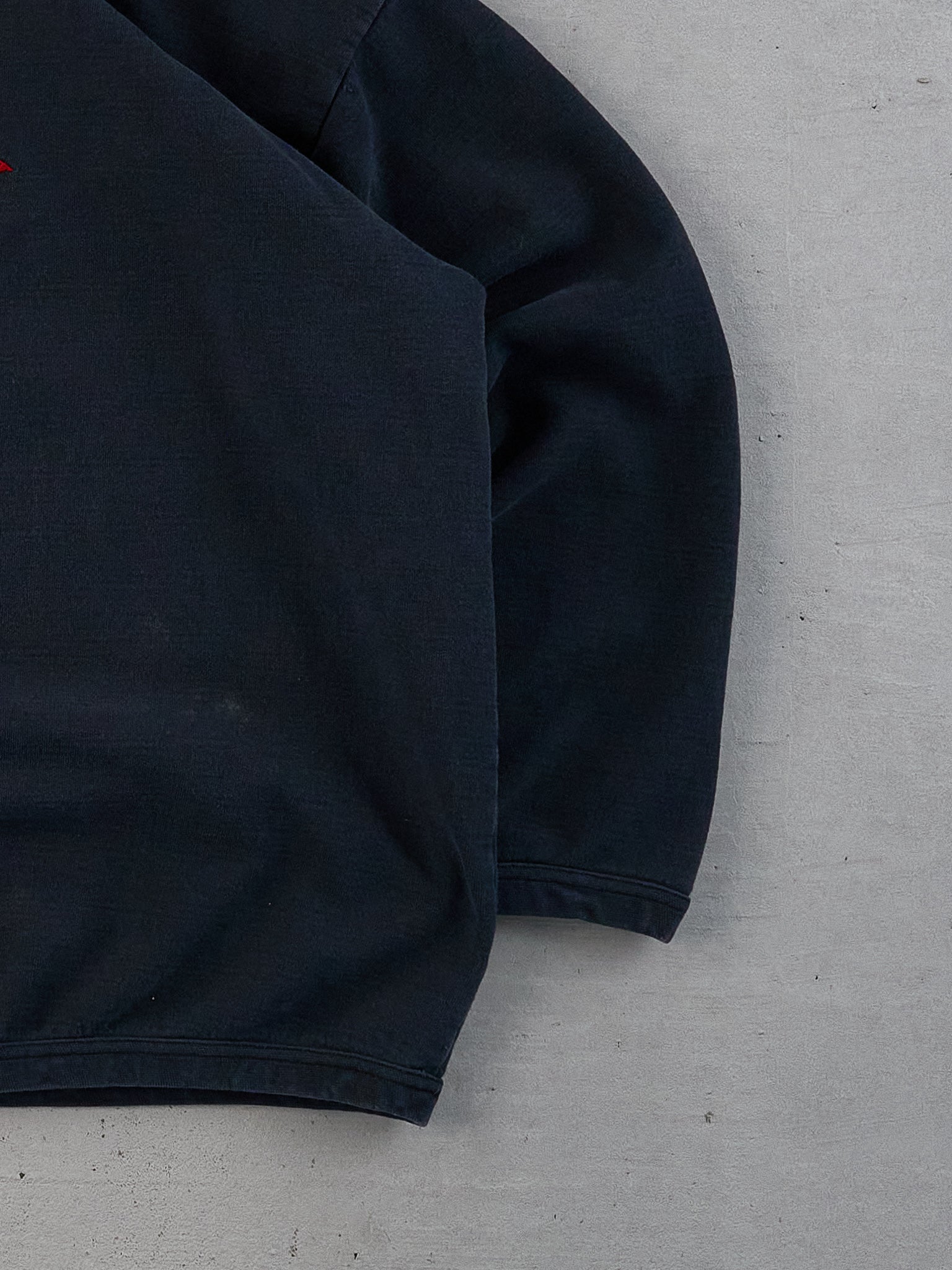 Vintage 90s Black Mickey Mouse Emobridered Crewneck (M/L)