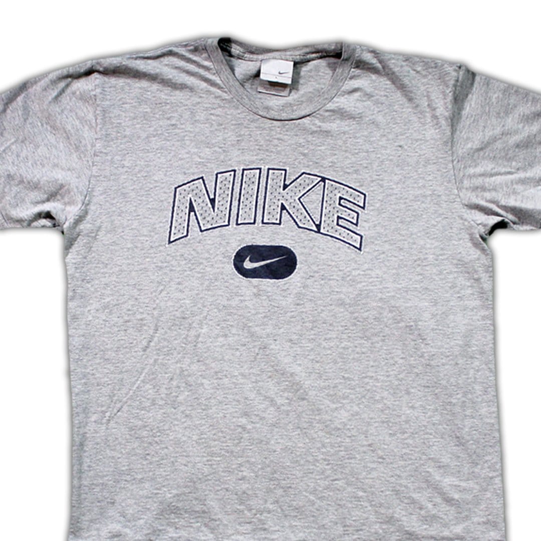 Vintage 00's Grey Nike Block Letter Tee | Rebalance Vintage.