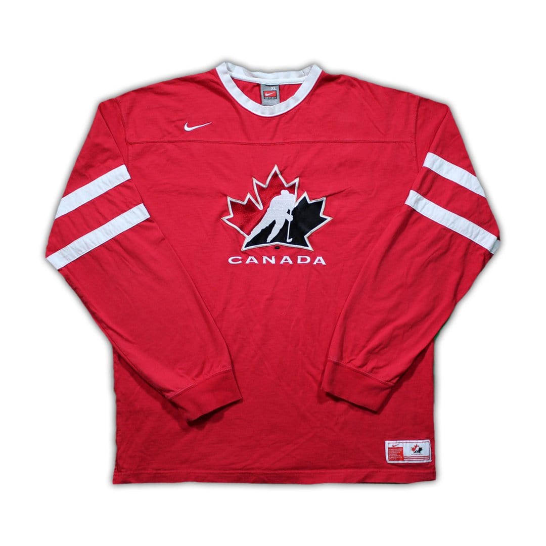 Vintage Team Canada x Nike Long Sleeve | Rebalance Vintage.