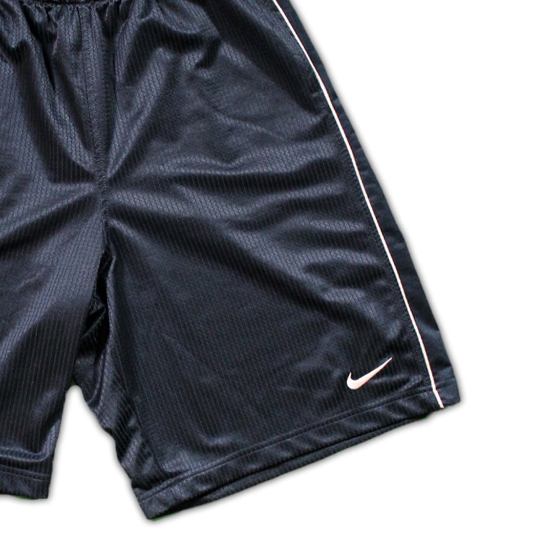 Vintage 90s Blue Nike Basketball Shorts | Rebalance Vintage.