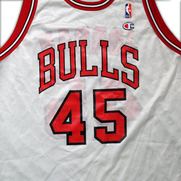 Vintage 90's Bulls Jordan 45 x Champion Jersey (L) | Rebalance Vintage.