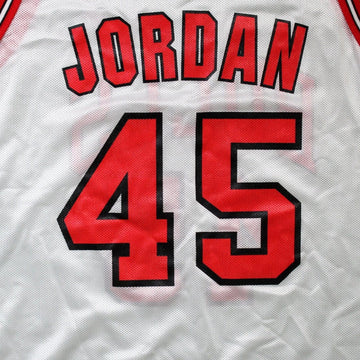 Vintage 90's Bulls Jordan 45 x Champion Jersey (L) | Rebalance Vintage.