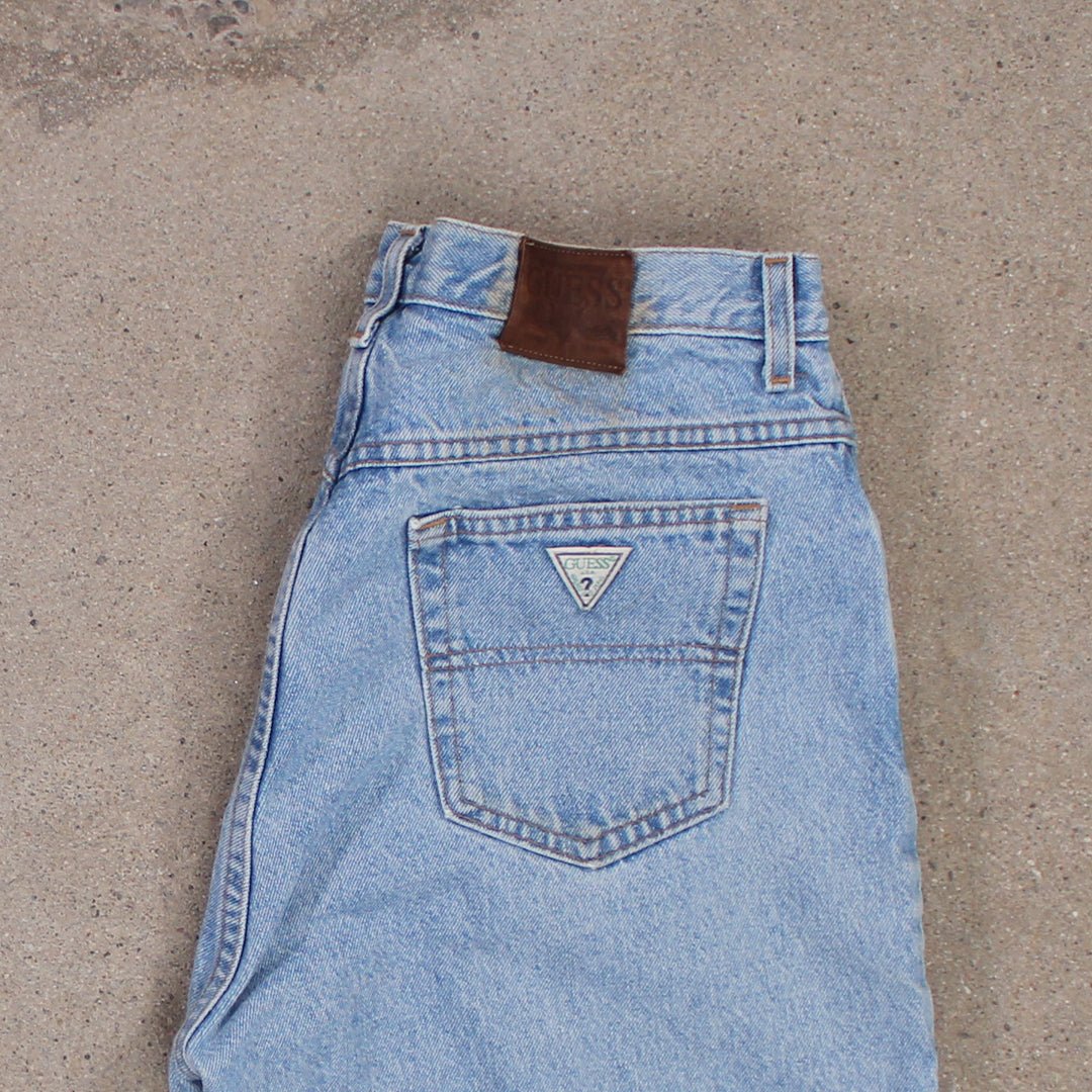 Vintage Light Washed Guess Jeans (34 x 28) | Rebalance Vintage.