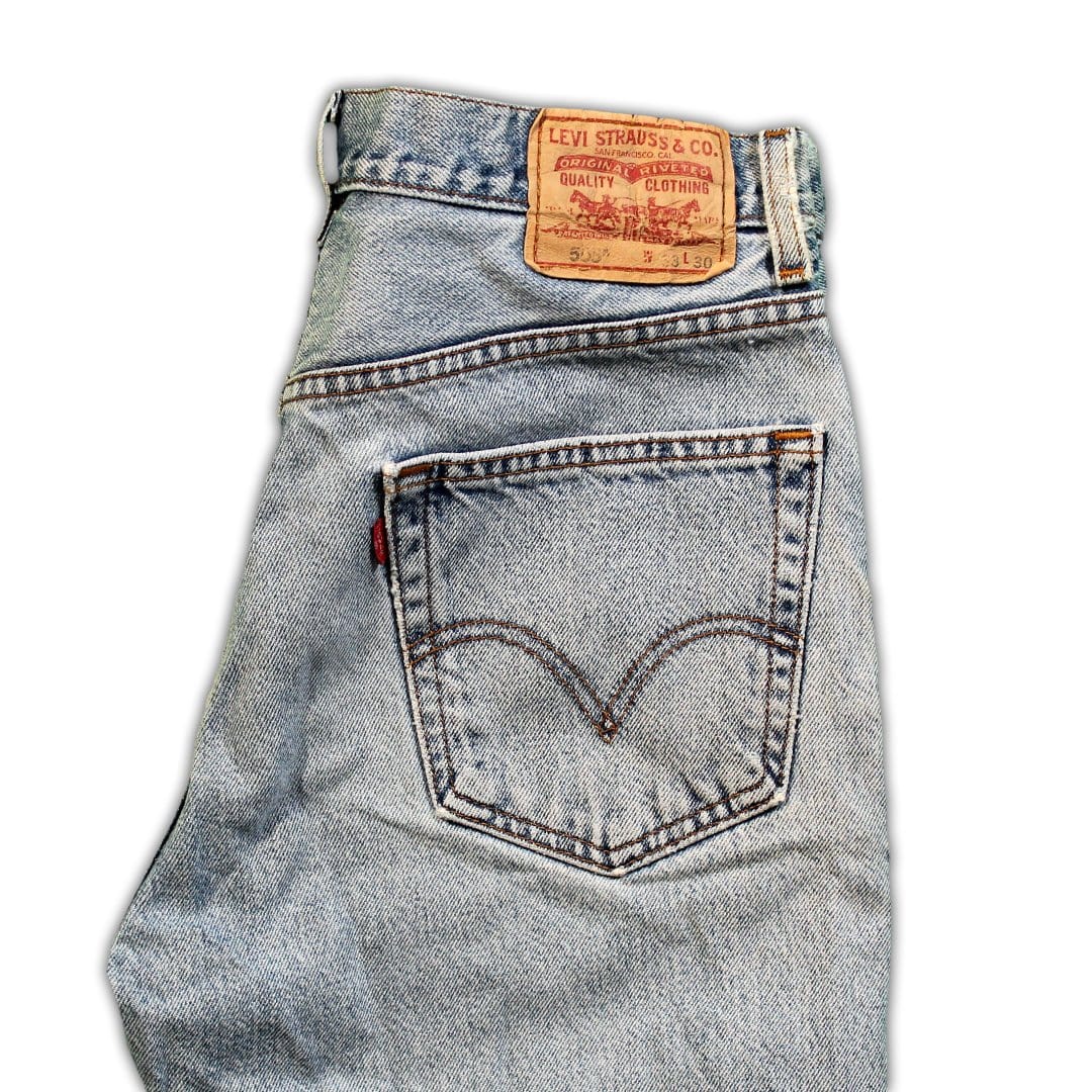 Vintage Light Blue Levi 505 Jeans | Rebalance Vintage.