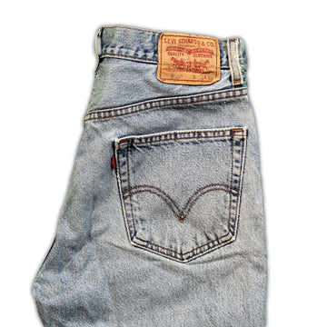 Vintage Light Blue Levi 505 Jeans | Rebalance Vintage.