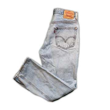 Vintage Light Blue Levi 505 Jeans | Rebalance Vintage.