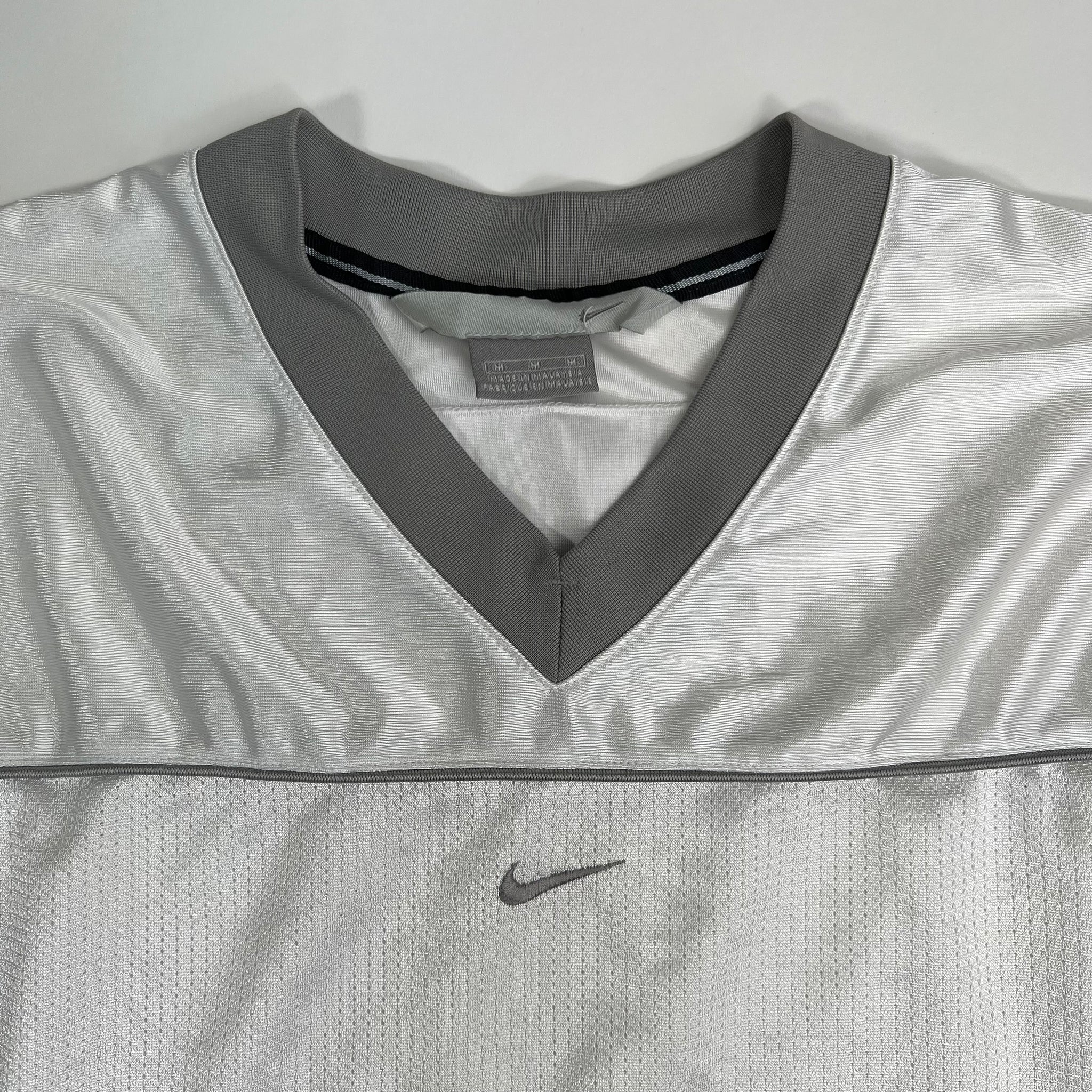 Vintage 00s White + Grey Nike Goalie Shirt | Rebalance Vintage.