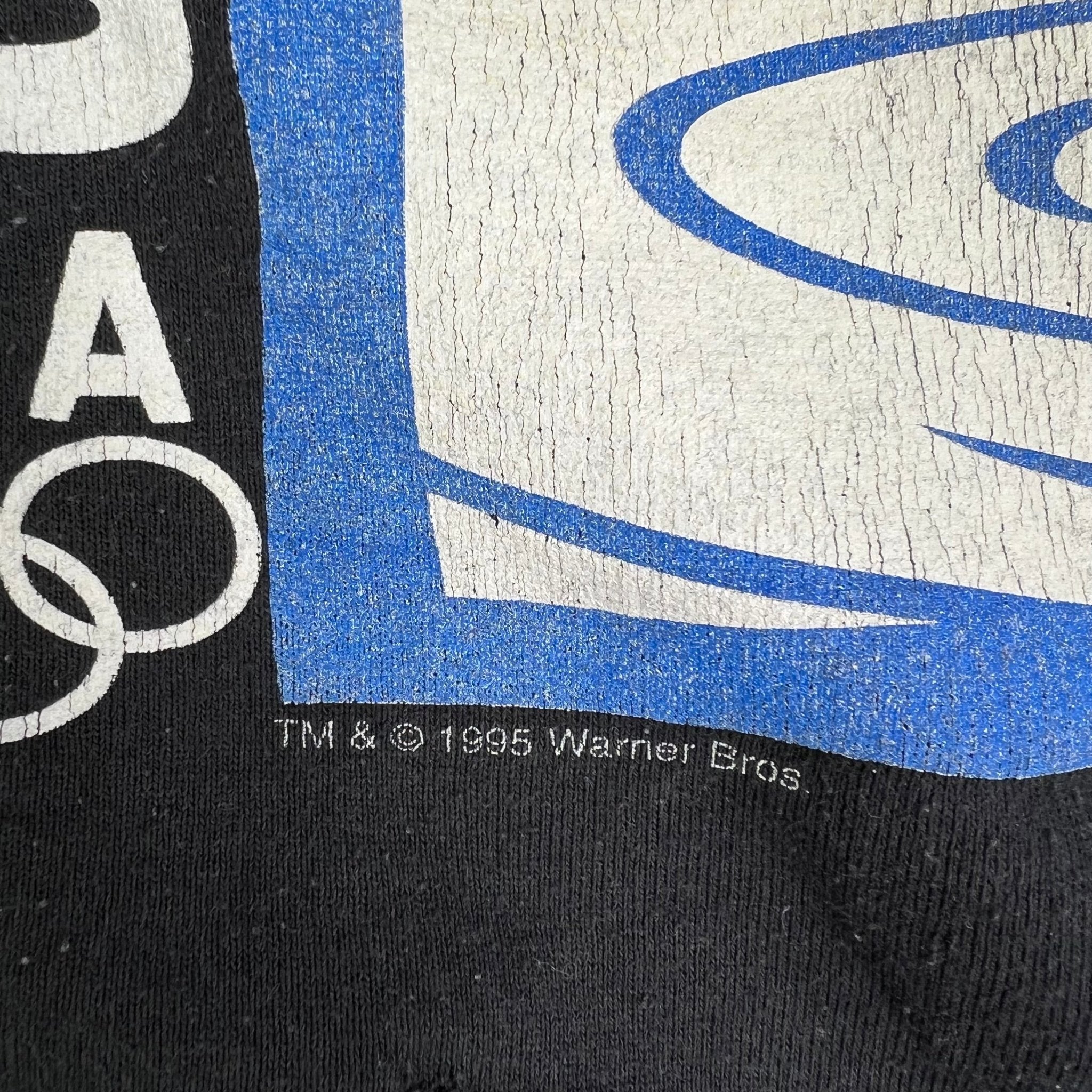 Vintage 90s Daffy Duck into Water WB Olympic Crewneck (M/L) | Rebalance Vintage.