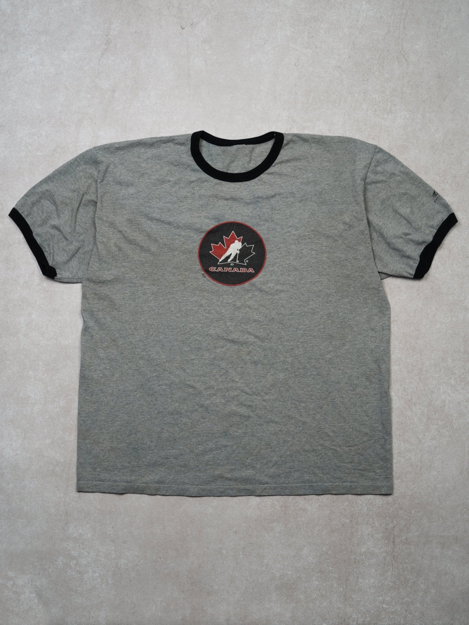 Vintage 90s Grey Hockey Canada Ringer Tee (XL)