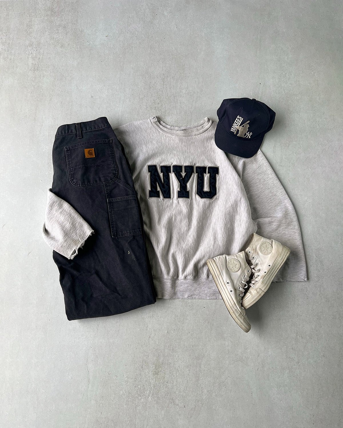 Vintage 90s Grey NYU Emboridery Crewneck (L)