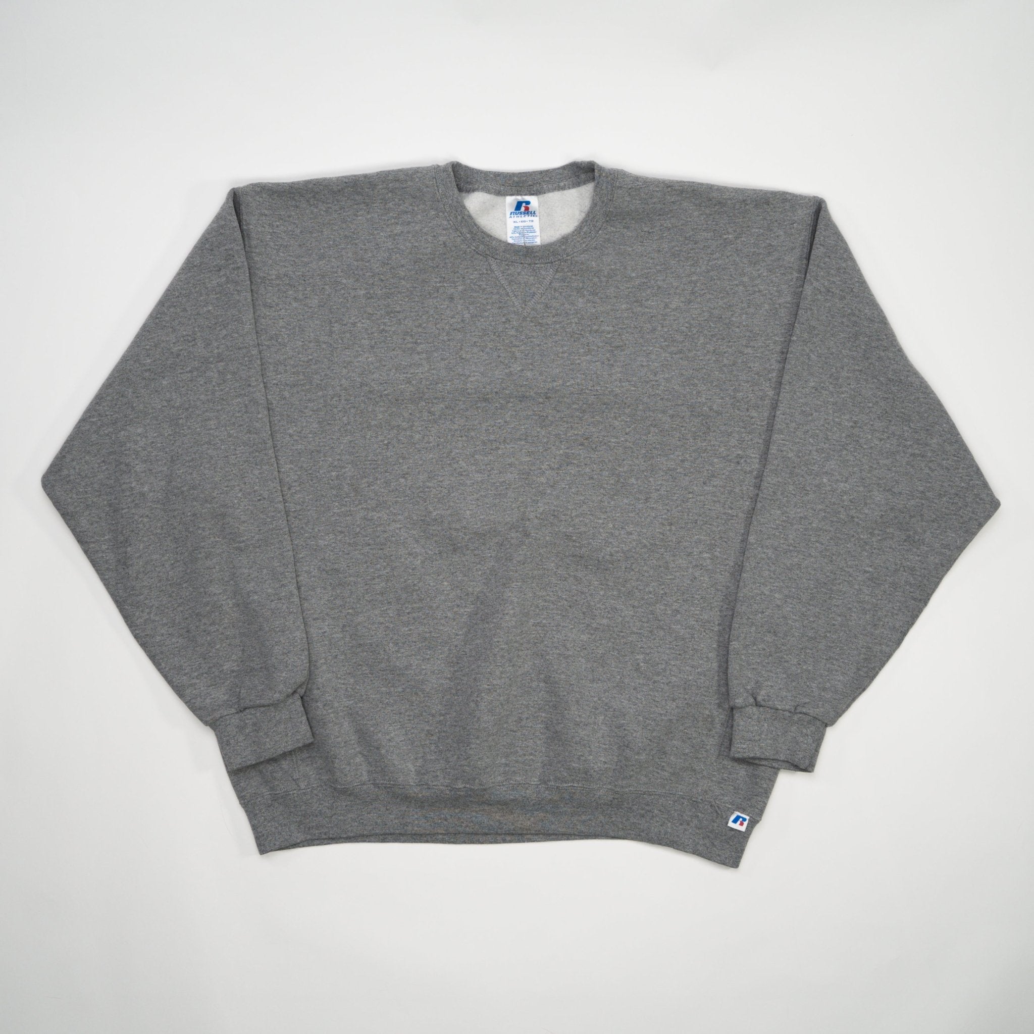 Vintage Grey Russell Athletic Creweck 3.0 (L/XL) | Rebalance Vintage.