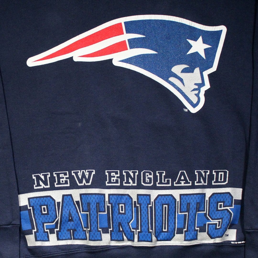 Vintage '95 New England Patriots Crewneck | Rebalance Vintage.