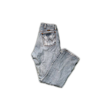 Vintage Light Washed Wrangler Jeans | Rebalance Vintage.
