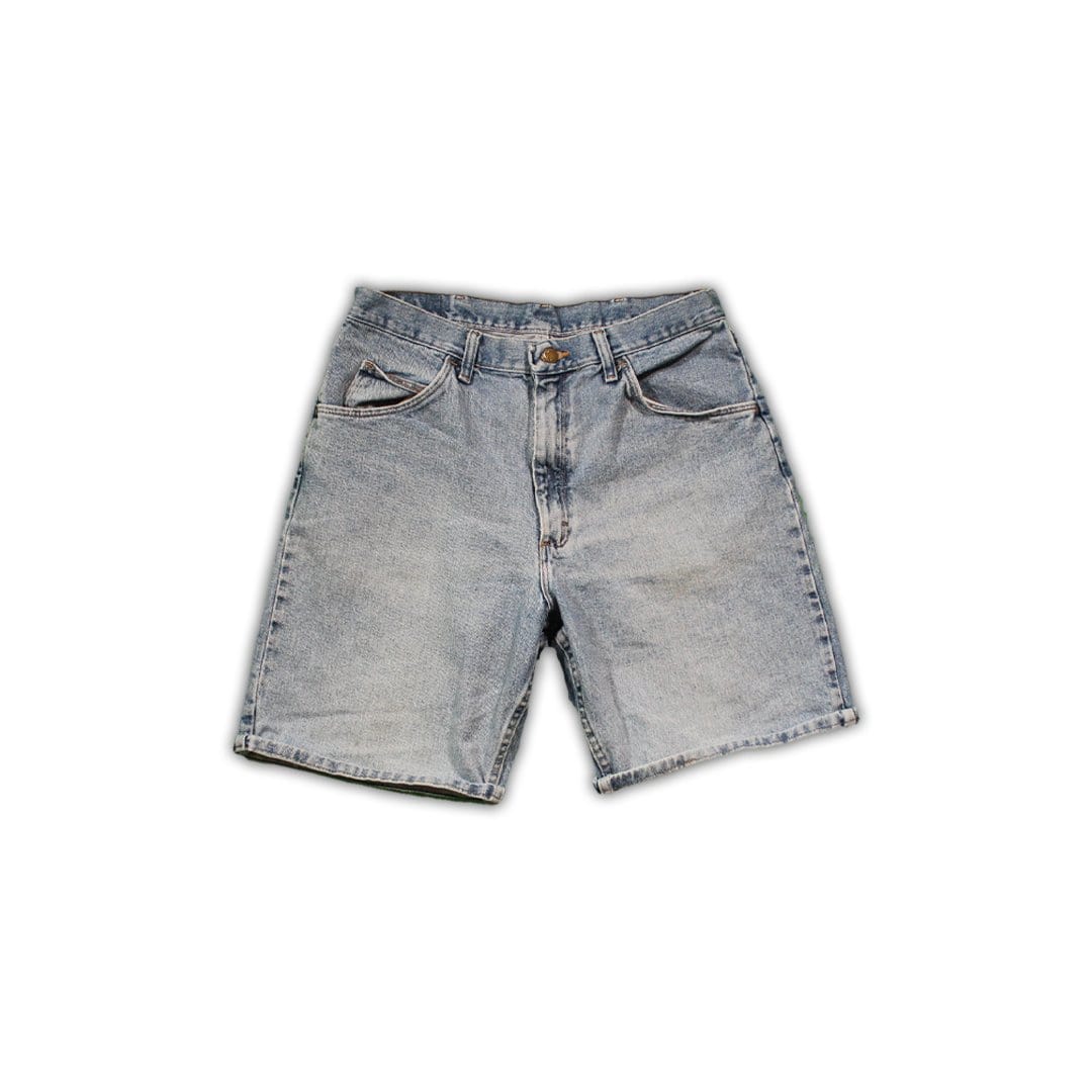 Vintage Wrangler Light Washed Shorts (34) | Rebalance Vintage.