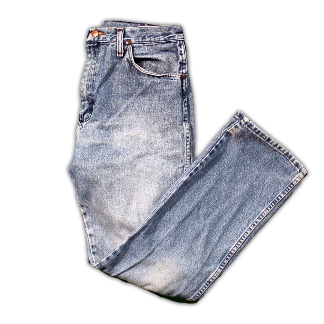 Vintage Light Washed Wrangler Jeans | Rebalance Vintage.