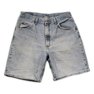Vintage Wrangler Light Washed Shorts (34) | Rebalance Vintage.