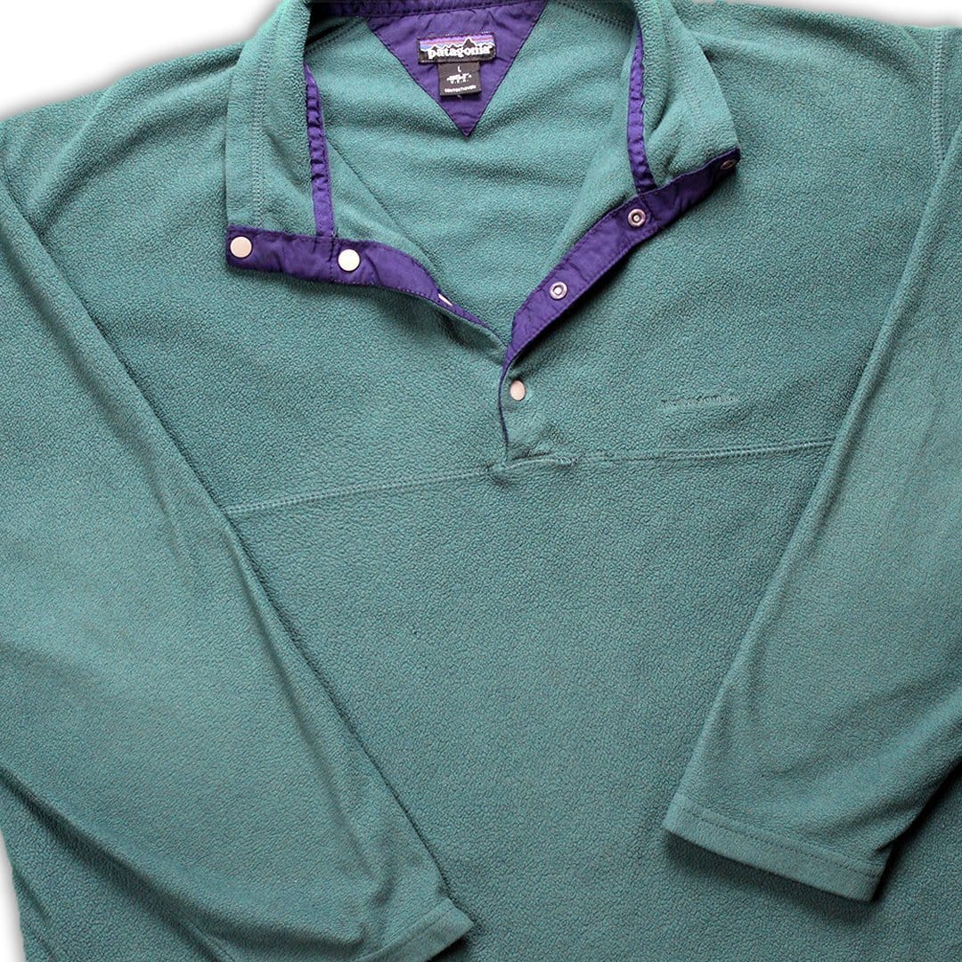 Vintage Green Button Up Patagonia Fleece | Rebalance Vintage.
